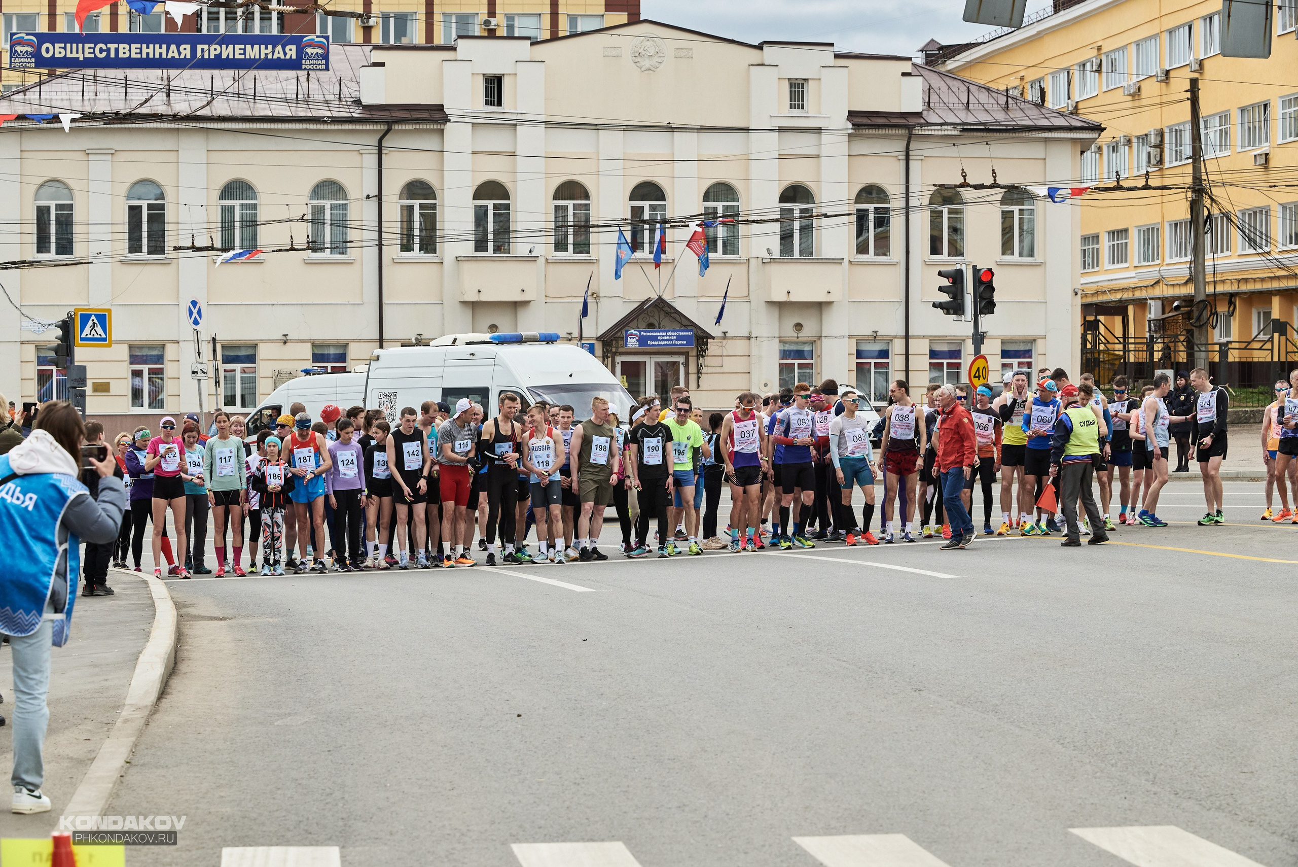 Первомайская эстафета в Иваново 2024 год. Фотограф в Иваново: Каталожная съемка одежды и постельного белья, Wildberries