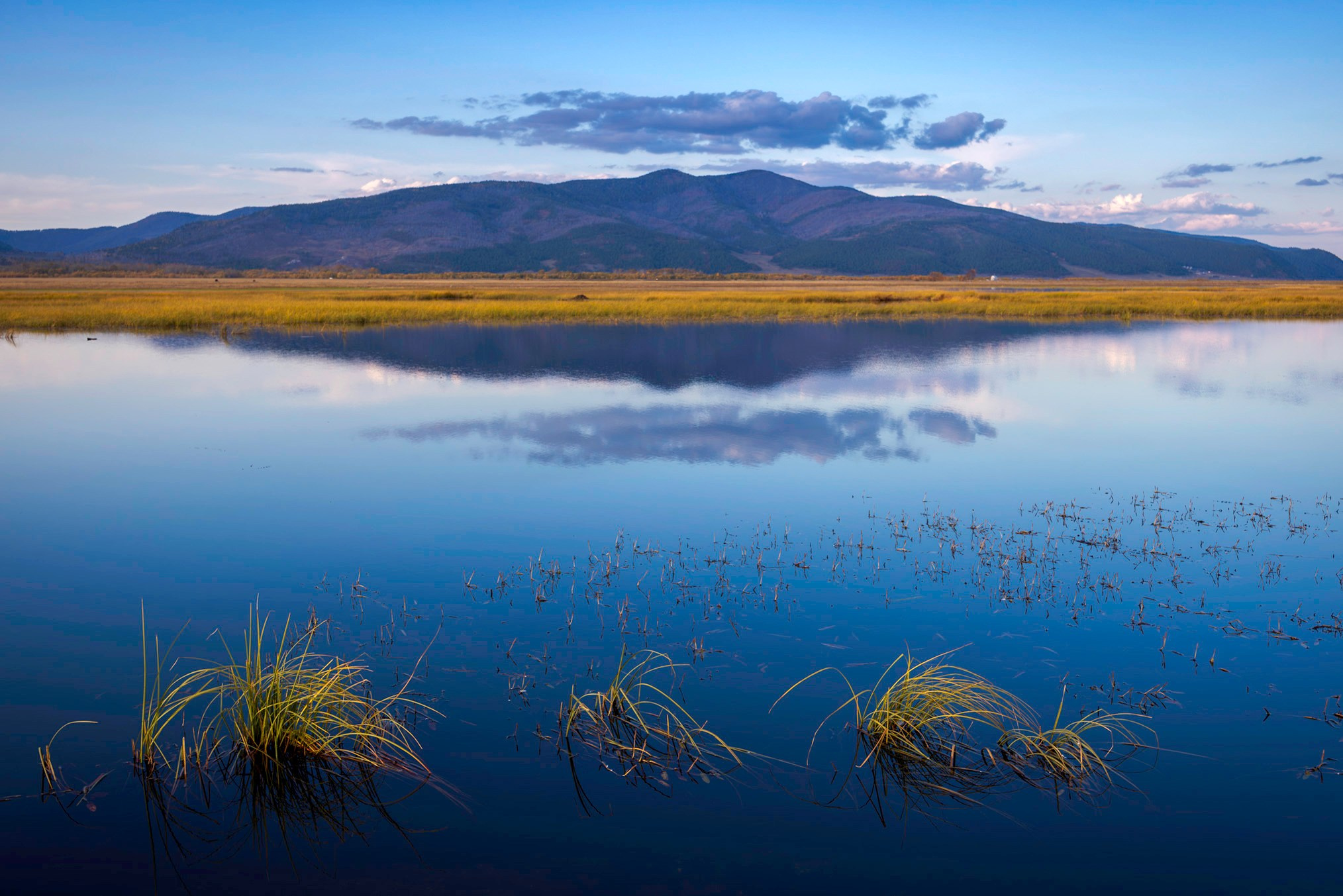 High-quality interior photos for your home, office, hotel