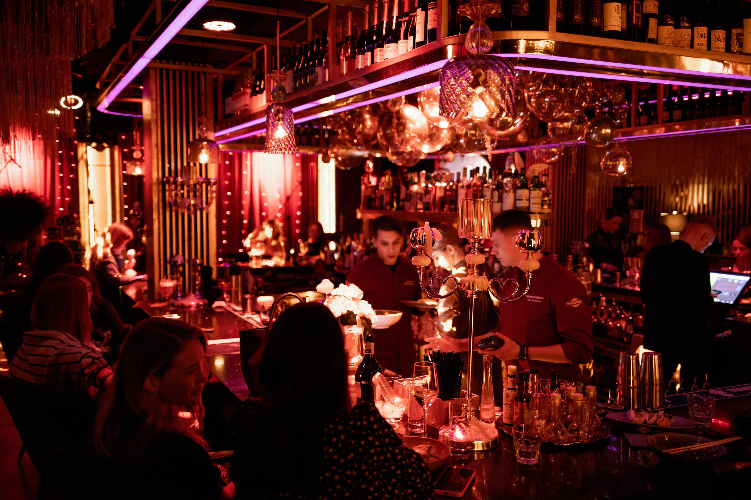 YANA URBAN: сольный концерт в «Анжелика Wineroom». СВОИ. ФОТООТЧЕТЫ-СОБЫТИЯ-МЕСТА