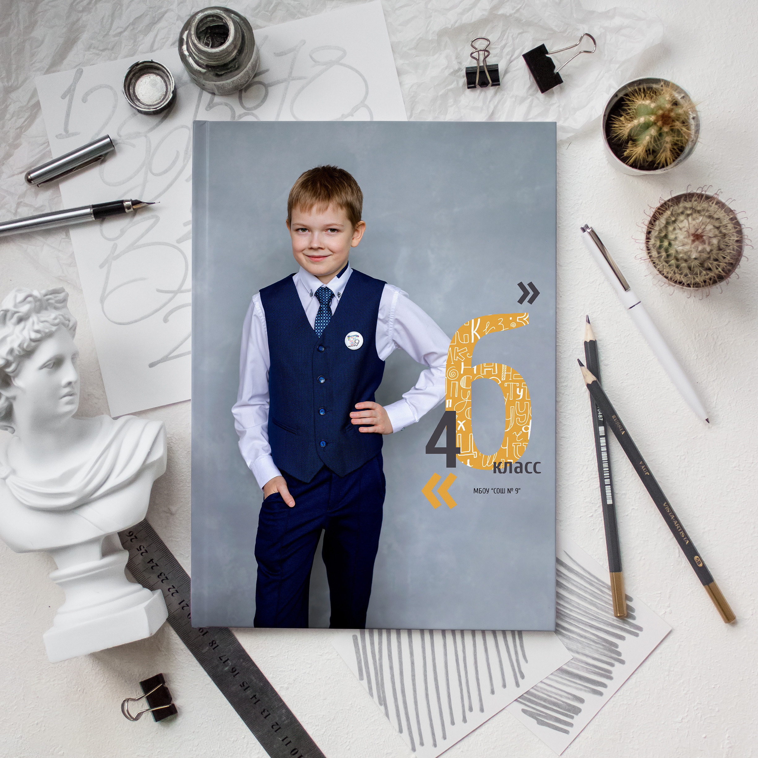 АЛФАВИТ. Фотокомпания «Алые паруса» выпускные альбомы Москва и МО