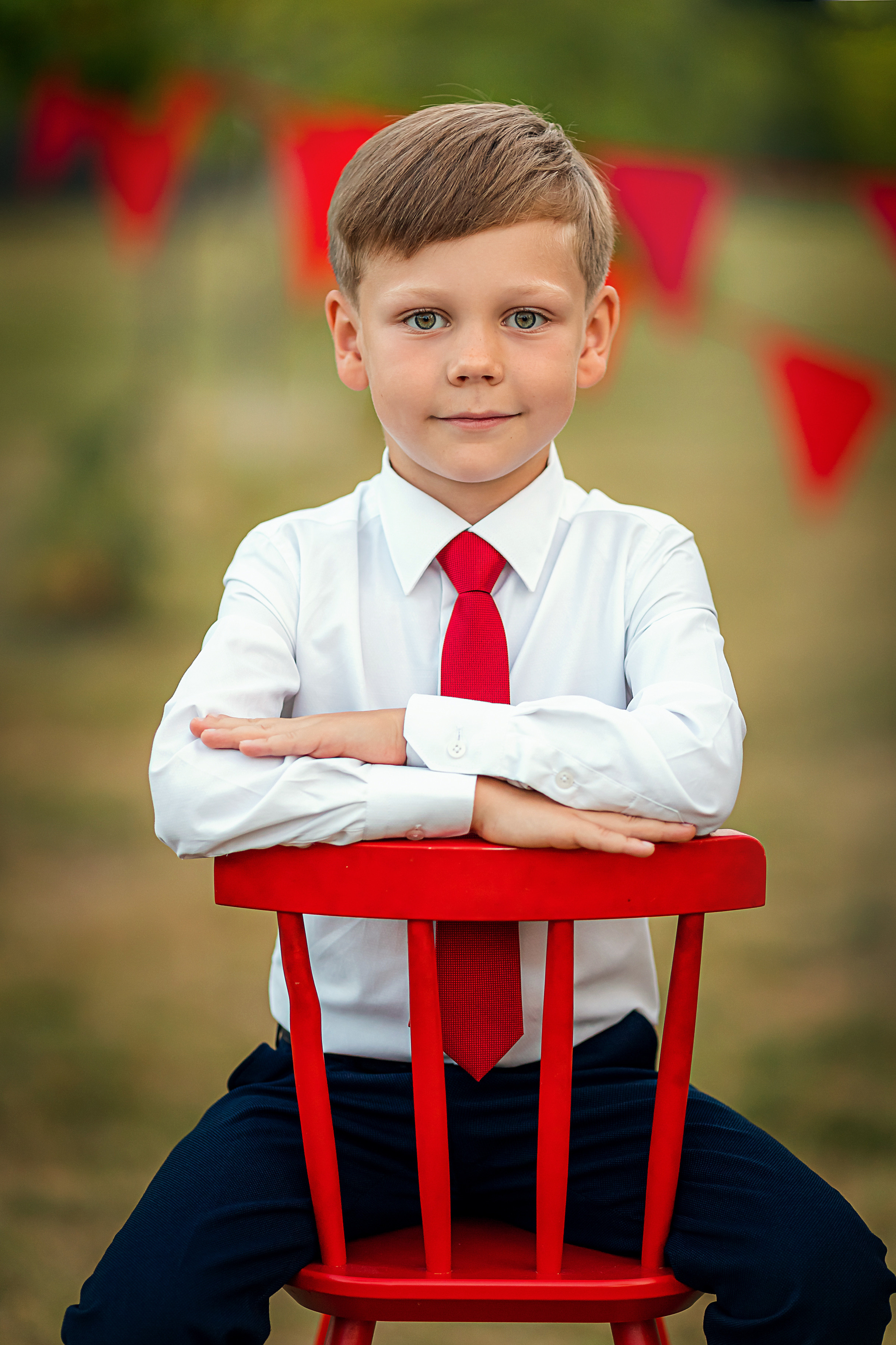 Фотопроект «Здравствуй, школа!» для классов. Фотокомпания «Алые паруса» выпускные альбомы Москва и МО