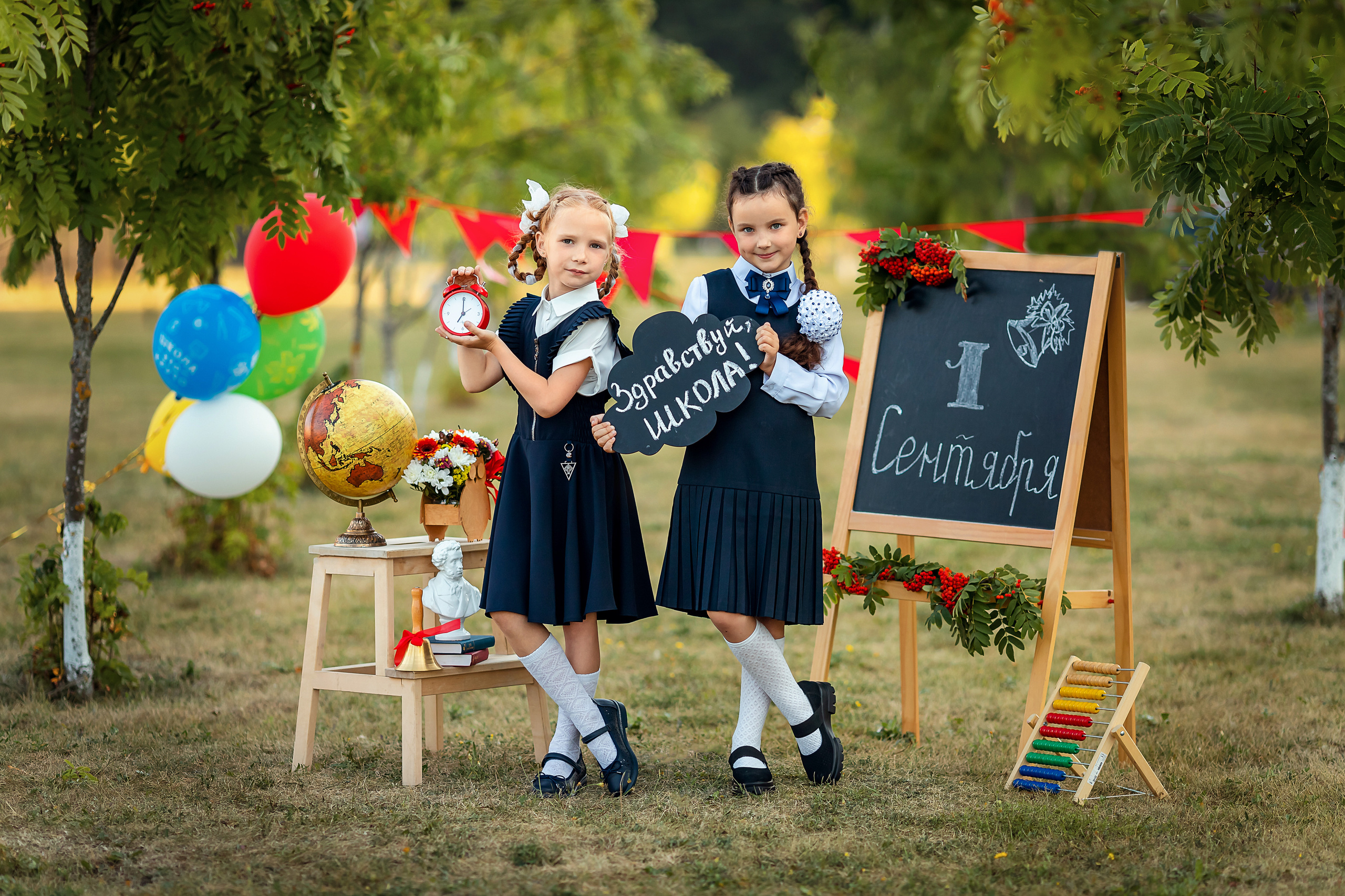 Фотопроект «Здравствуй, школа!» для классов. Фотокомпания «Алые паруса» выпускные альбомы Москва и МО
