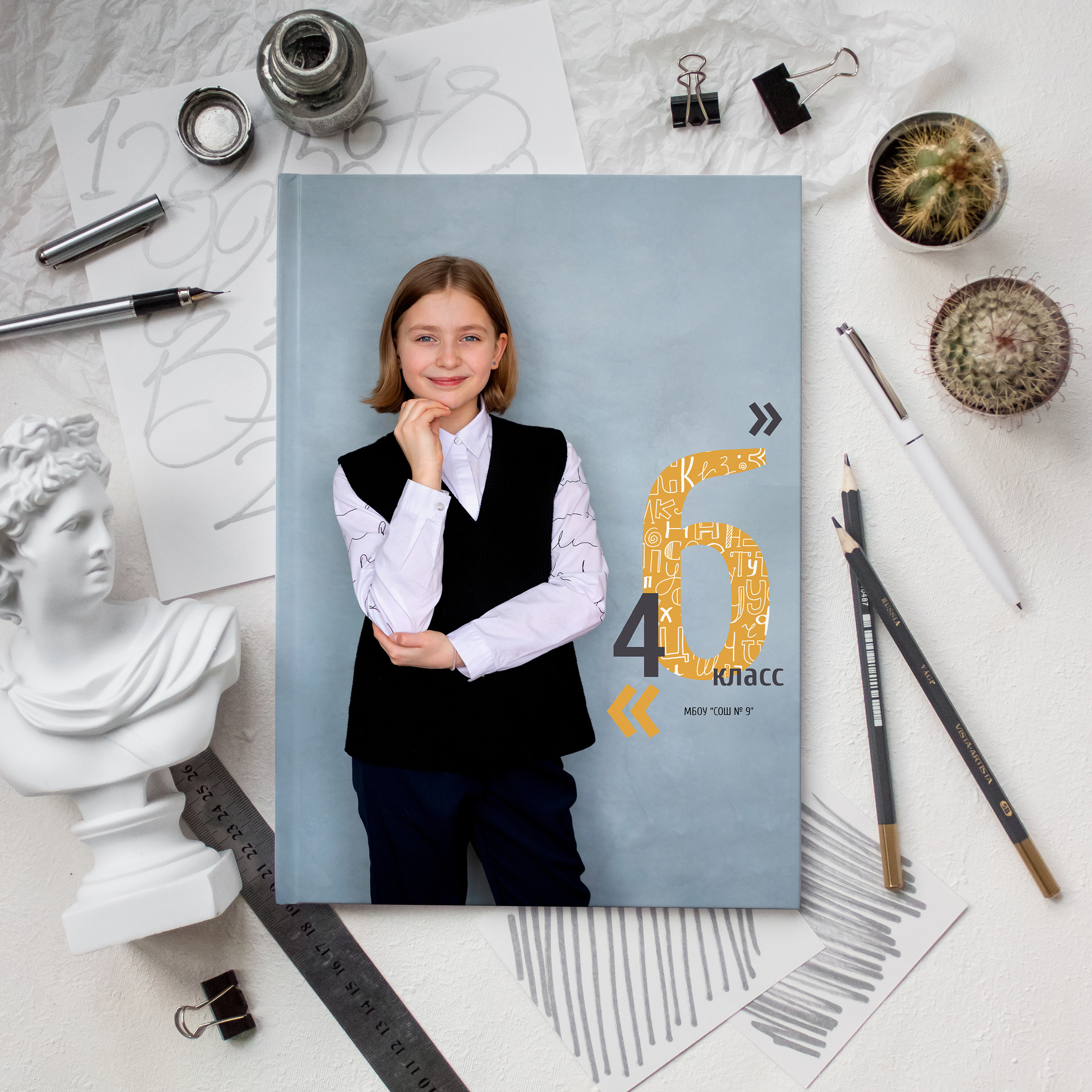 АЛФАВИТ. Фотокомпания «Алые паруса» выпускные альбомы Москва и МО