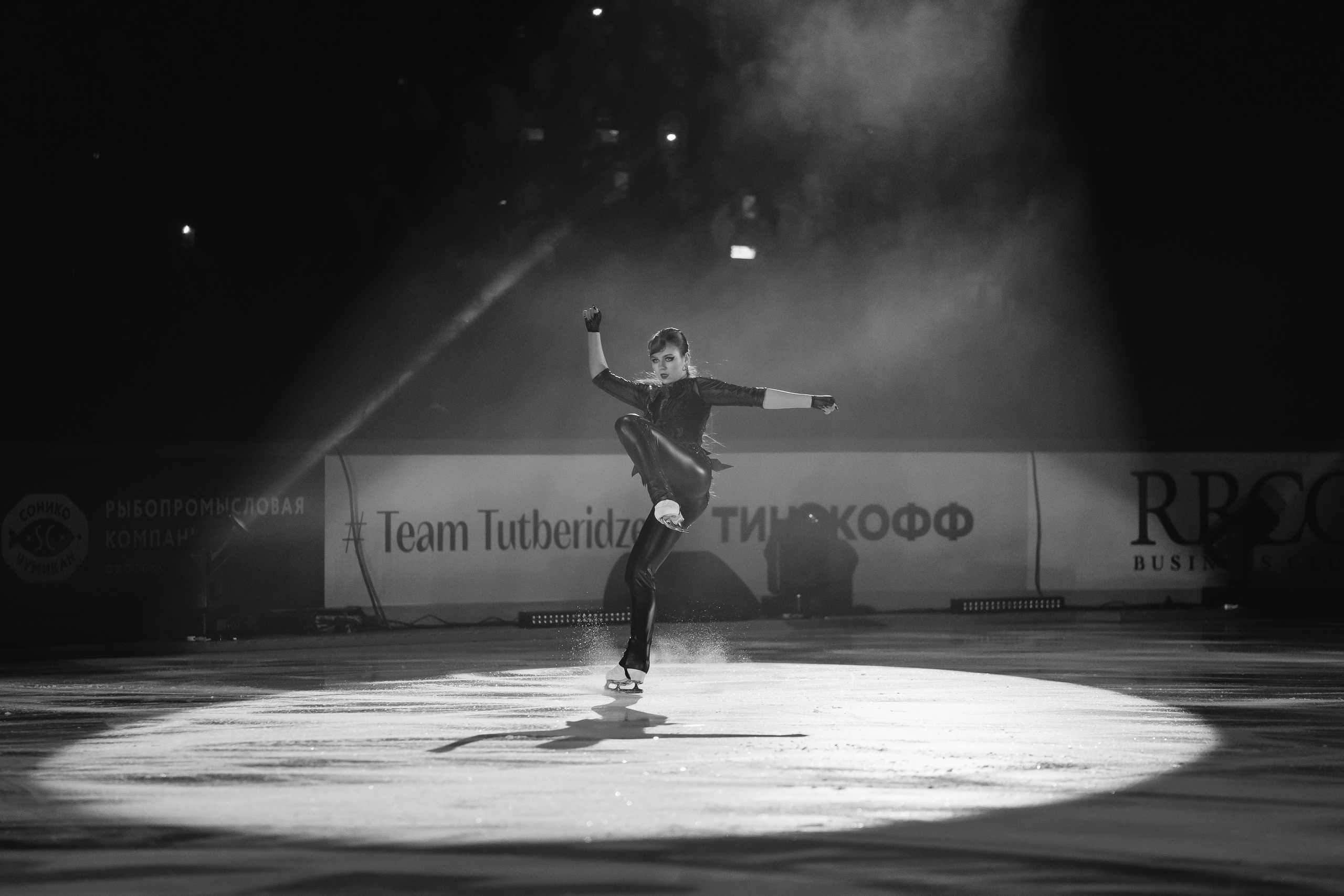 Шоу «Чемпионы на льду» в Новосибирске. Воробьева Ксения — Спортивный и танцевальный фотограф Новосибирск