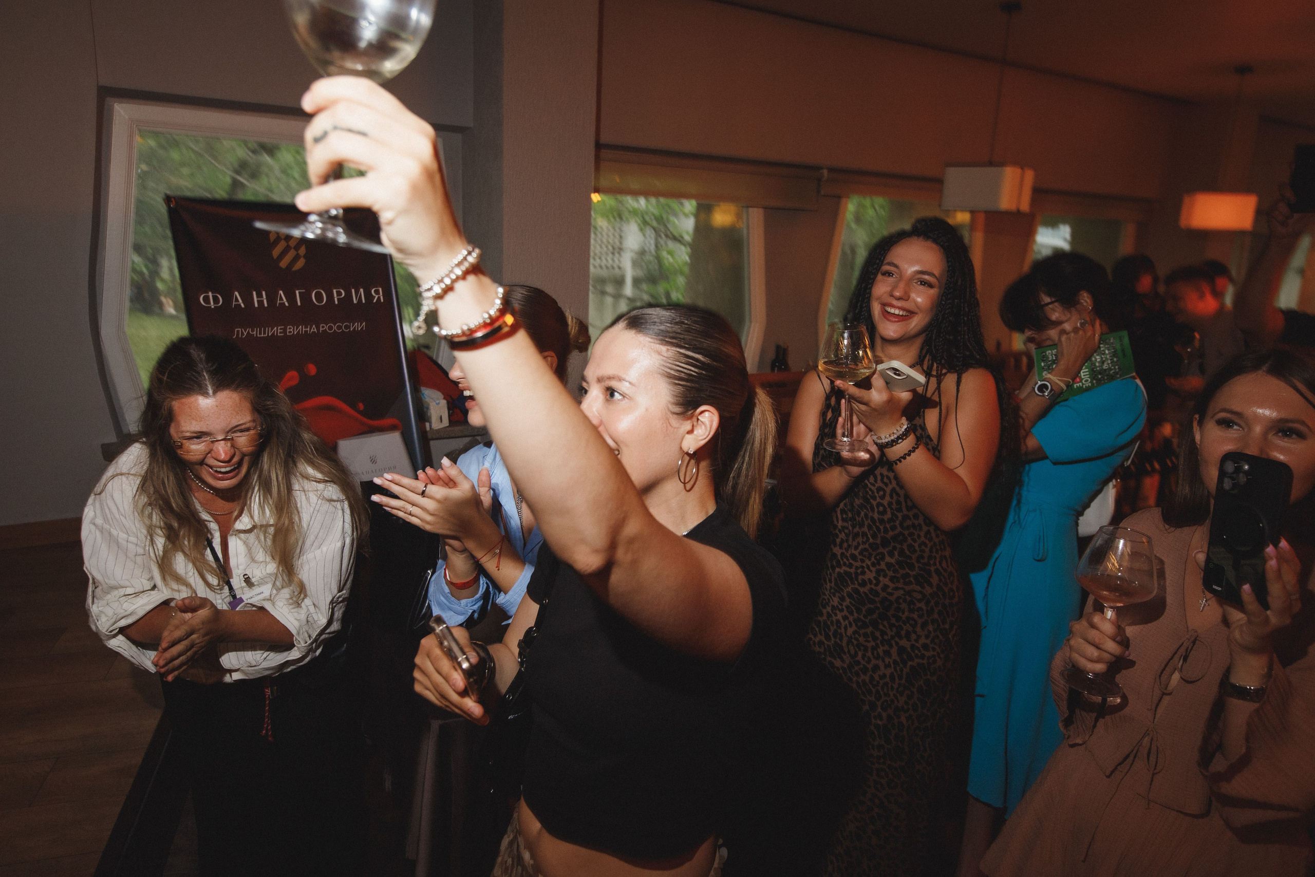 ФЕСТИВАЛЬ РОССИЙСКОГО ВИНА. СВОИ. ФОТООТЧЕТЫ-СОБЫТИЯ-МЕСТА