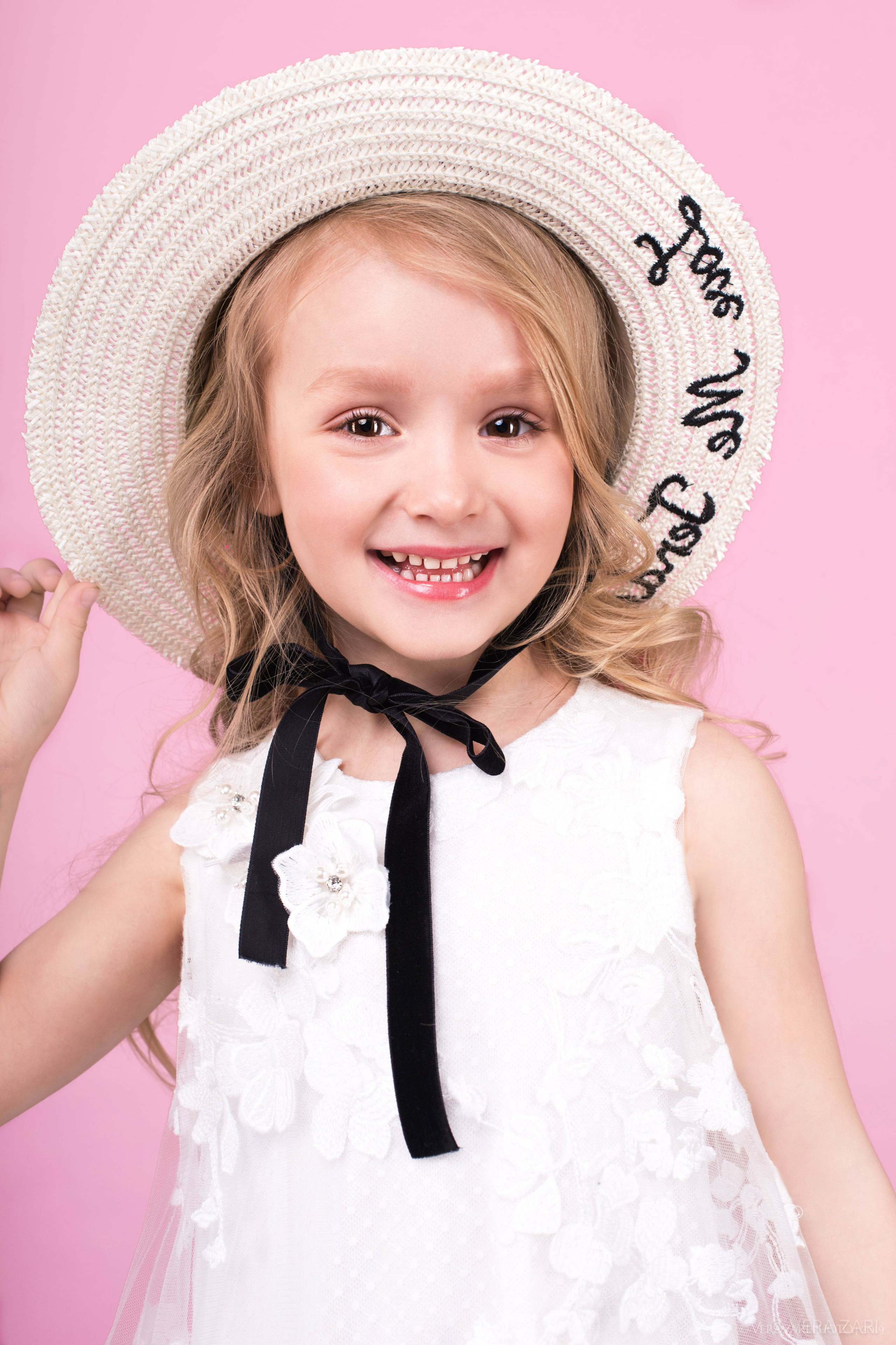 Детские съемки. Фотограф в Санкт-Петербурге (портрет, индивидуальные, творческие съемки, каталог)