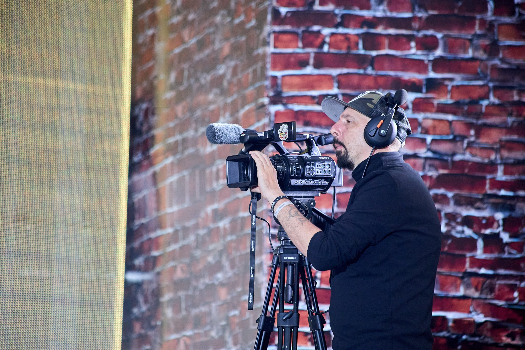 Концерт 9 мая 2025 года на соборной площади. Фотограф Омск | Александр Вандеров