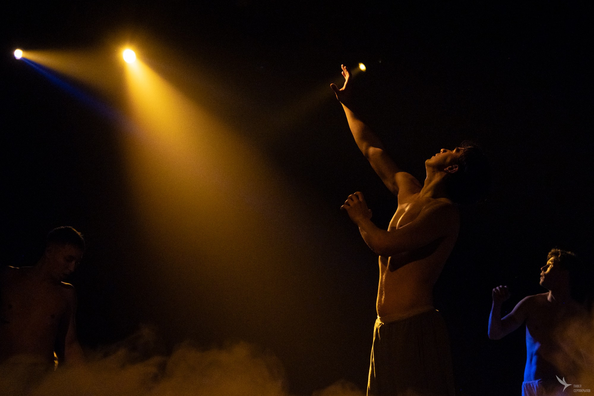 Пластический спектакль команды СЕВЕР «Голос ветра. Молчание мрамора». Репортажный фотограф в Казани Павел Серпокрылов