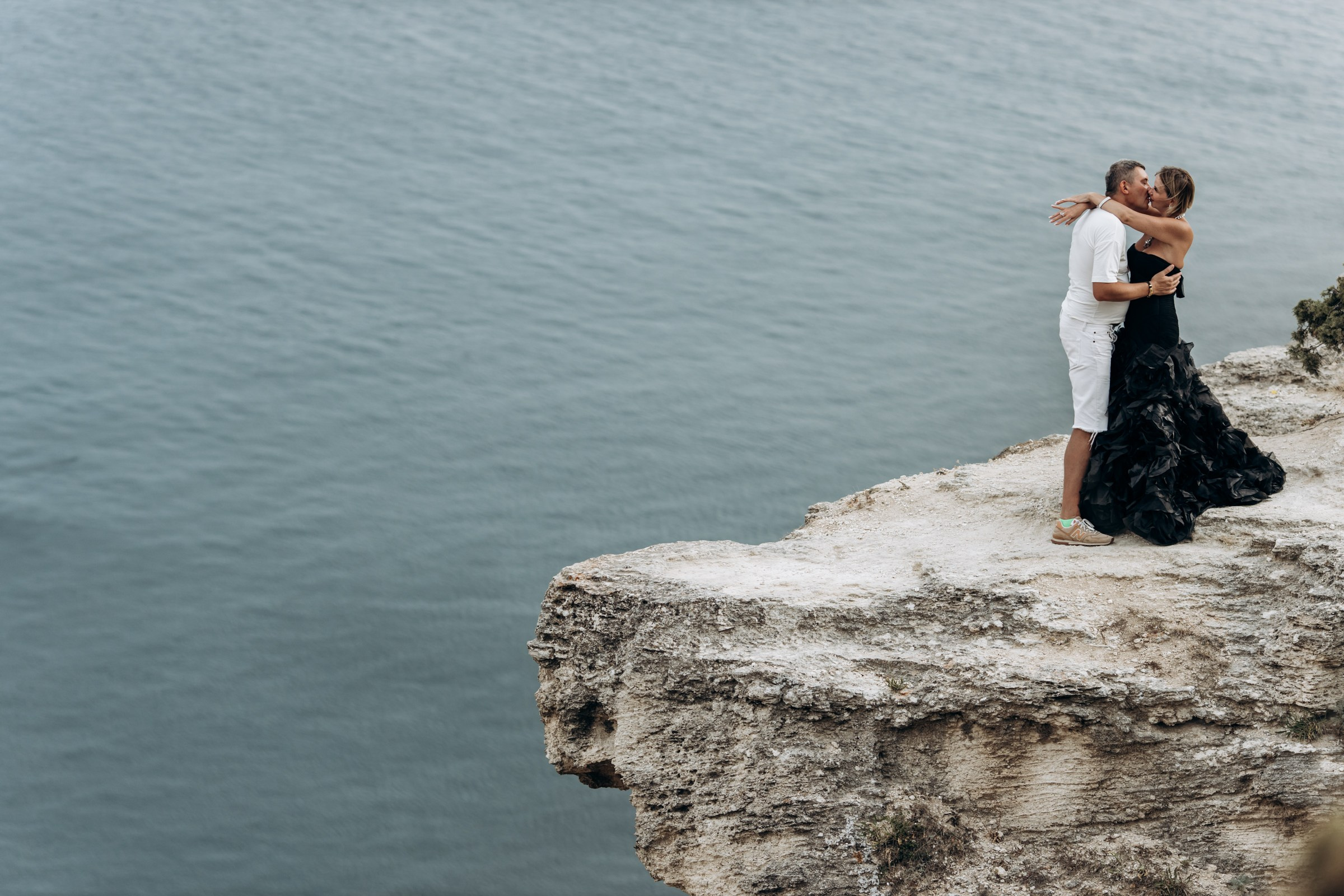 Карина, муж и две дочки. 20летний юбилей. Фотограф в Крыму — Федор зайцев. Свадебная, семейная и портретная съёмка. Фотографии для контента, для бизнеса. Корпоративная съёмка