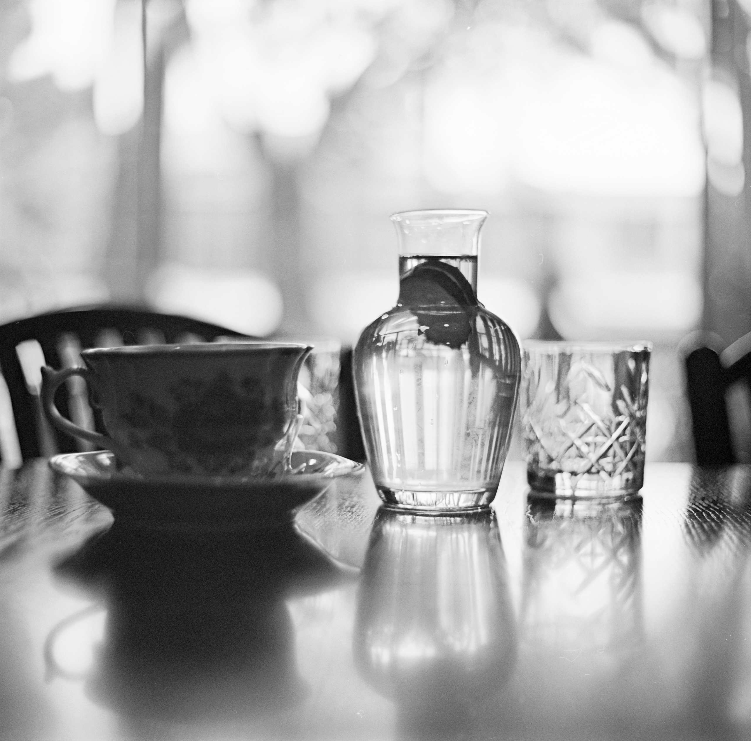 Альбом «Кофе. Кошка. Мандельштам.» г. Геленджик. Проект «Проявленные в кофе»