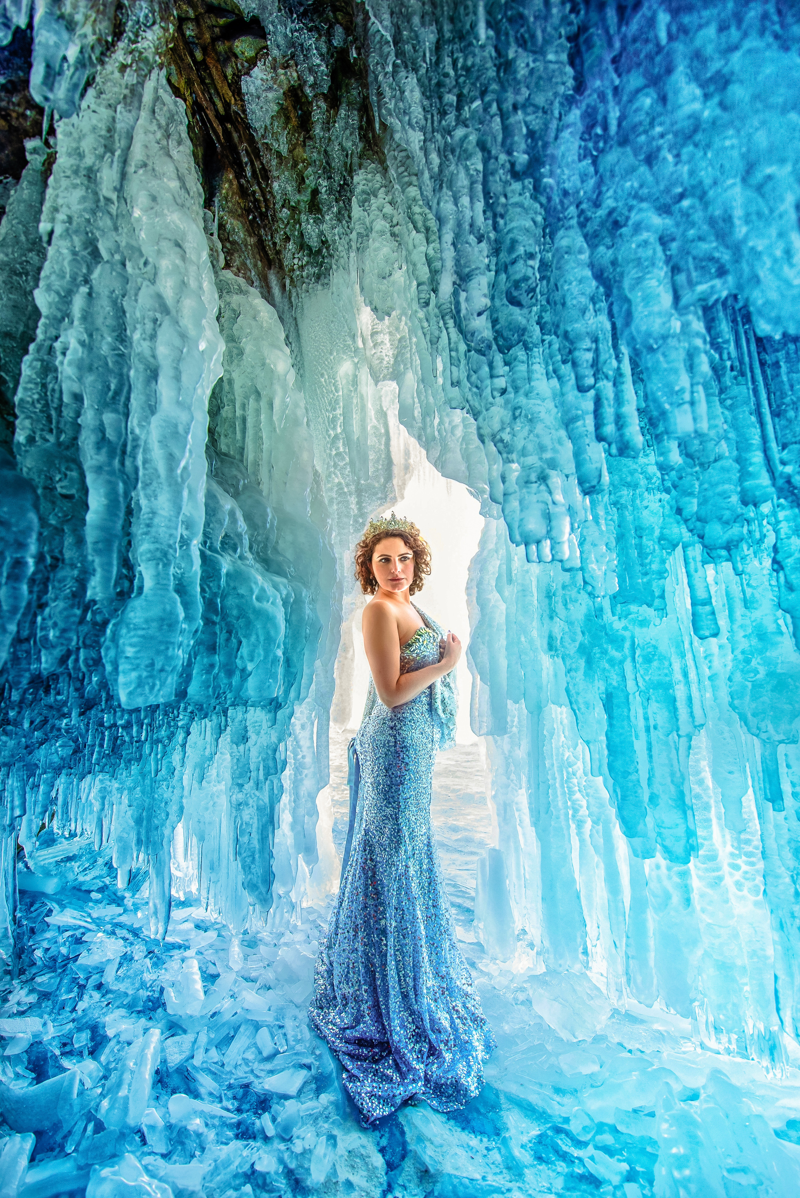 Платья для фотосессии на зимний Байкал. Туры на Байкал с фотографом под ключ. Фотосессии на Ольхоне