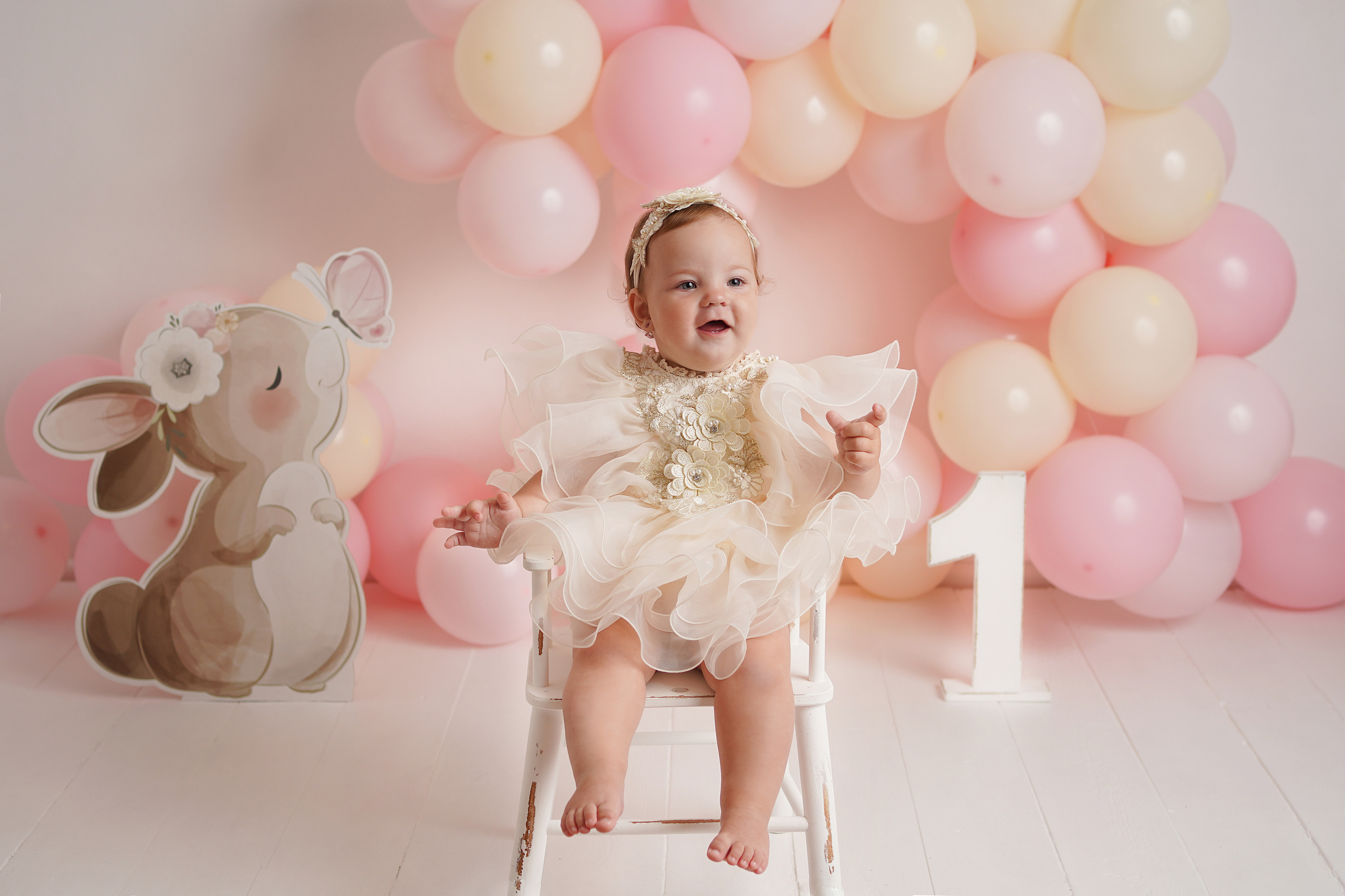 Фотосессия в студии для Василисы. Детский фотограф и фотограф новорожденных в Калининград Оксана Иваний