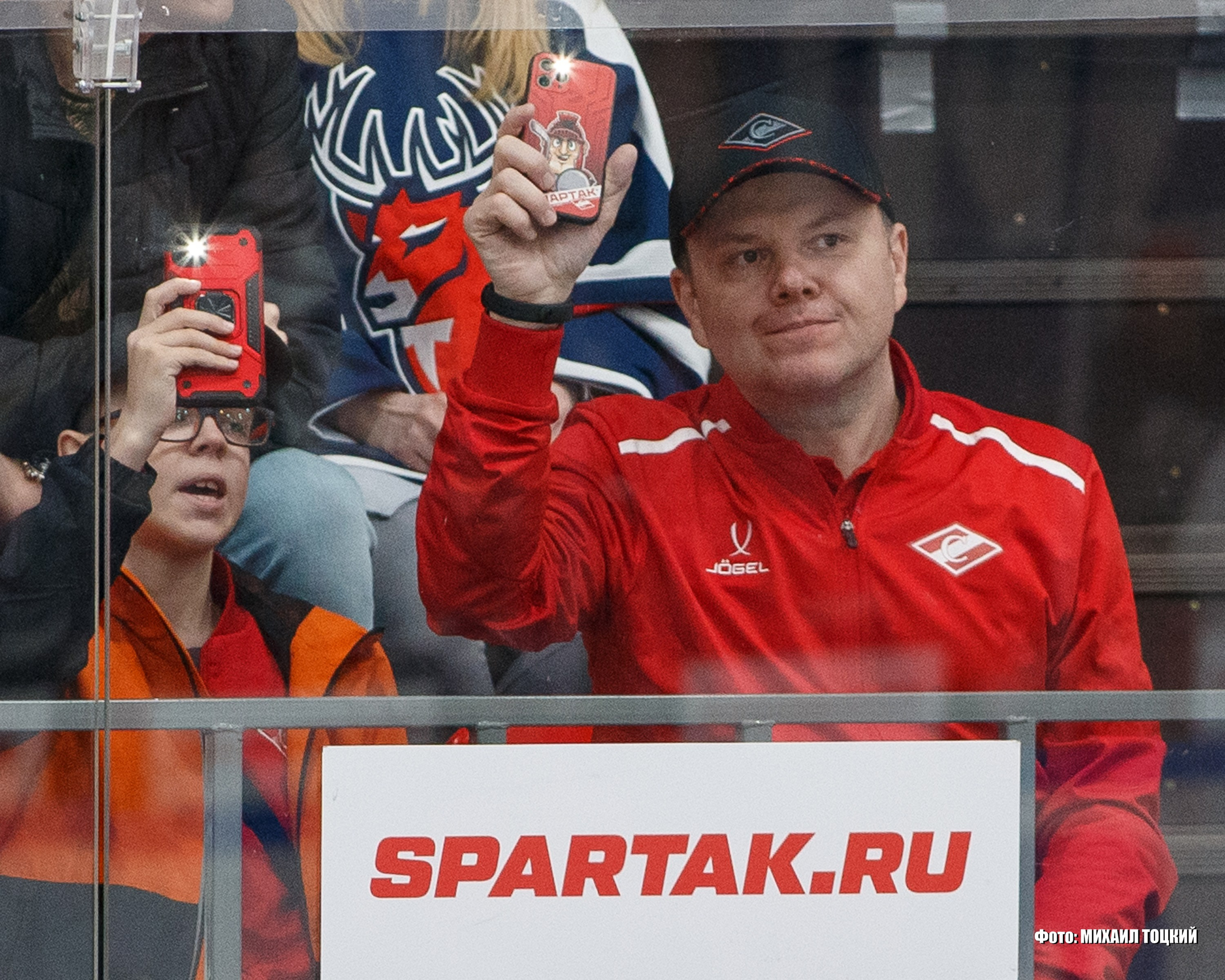 Фоторепортаж Плей-офф МХЛ. МХК Спартак (Москва) — МХК Чайка (Нижний Новгород). Михаил Тоцкий портретный и репортажный фотограф в Москве