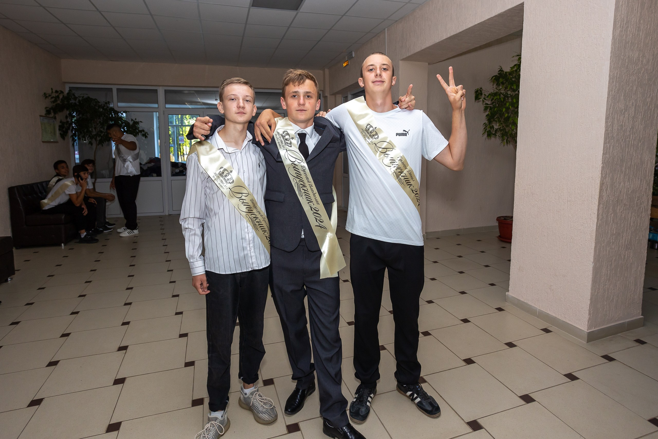 Вручение аттестата 2024 г. Выпускные альбомы Майкоп, Краснодар Елена Золотарева