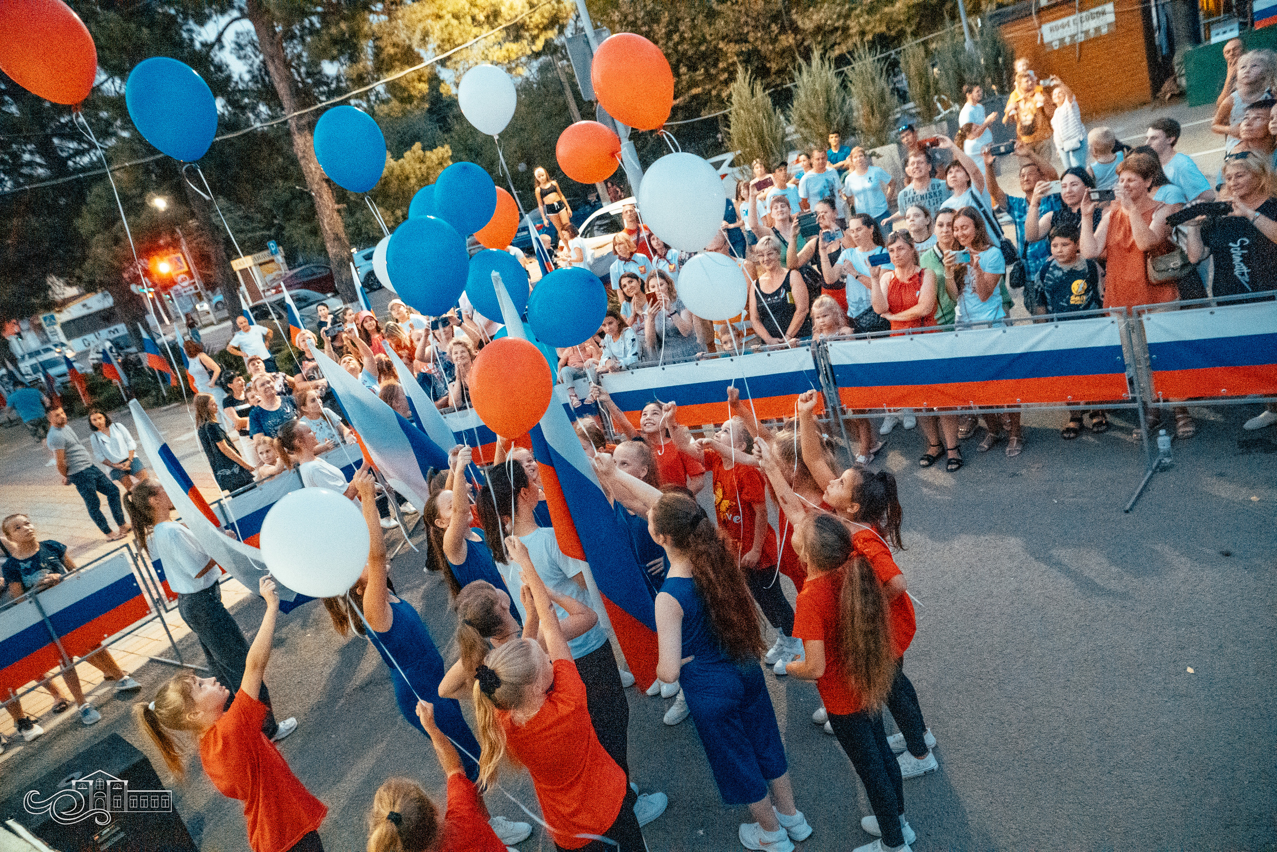 День Государственного флага Российской Федерации. Новотитаровский Дом культуры