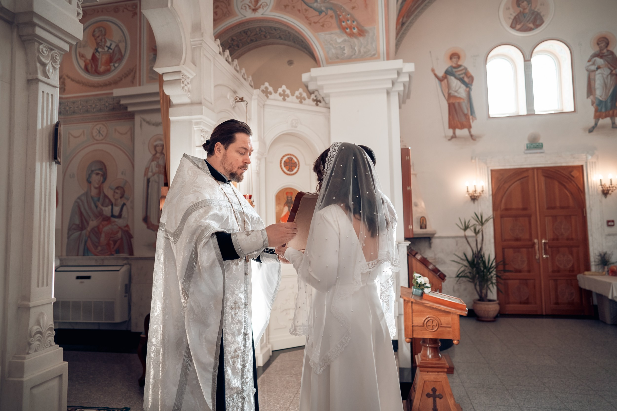 Венчание в храме Вознесения Господне г. Севастополь. Церковный фотограф Севастополь