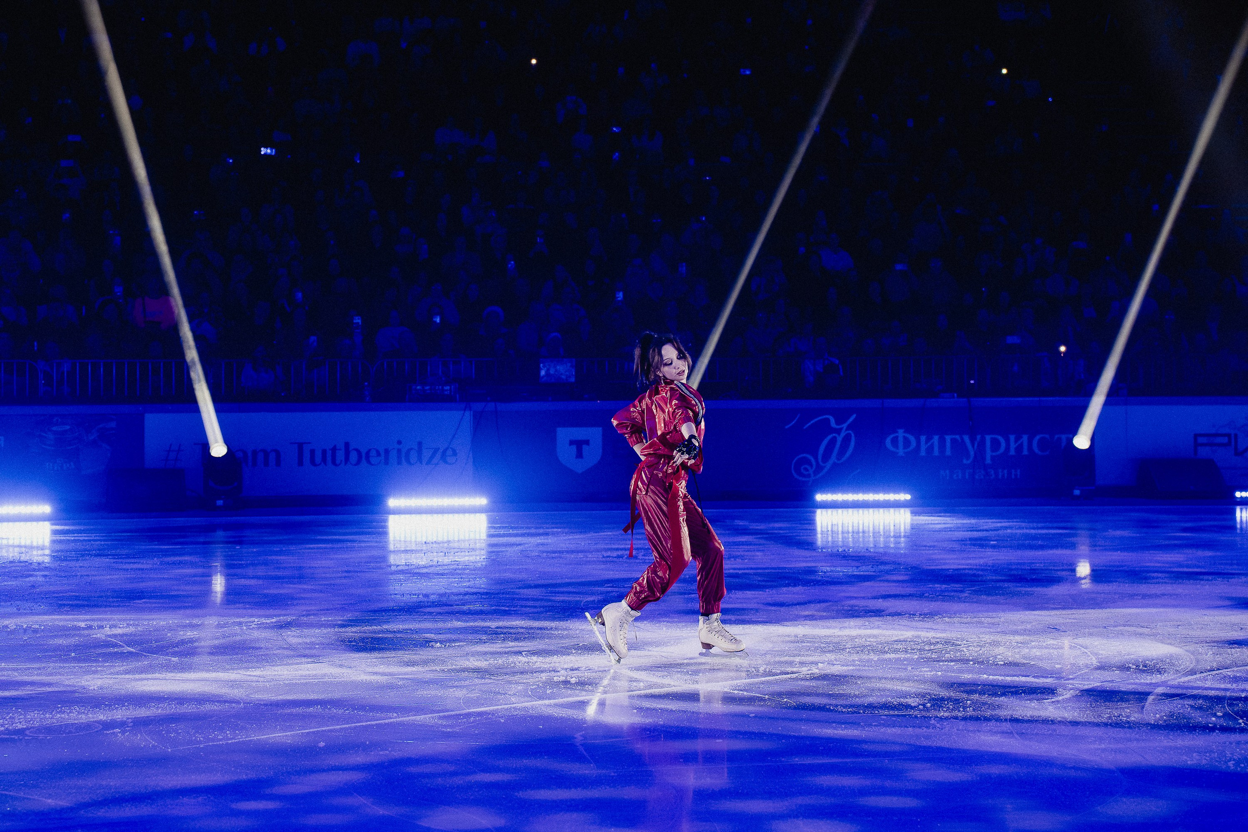 Шоу Этери Тутберидзе в Новосибирске. Воробьева Ксения — Спортивный и танцевальный фотограф Новосибирск