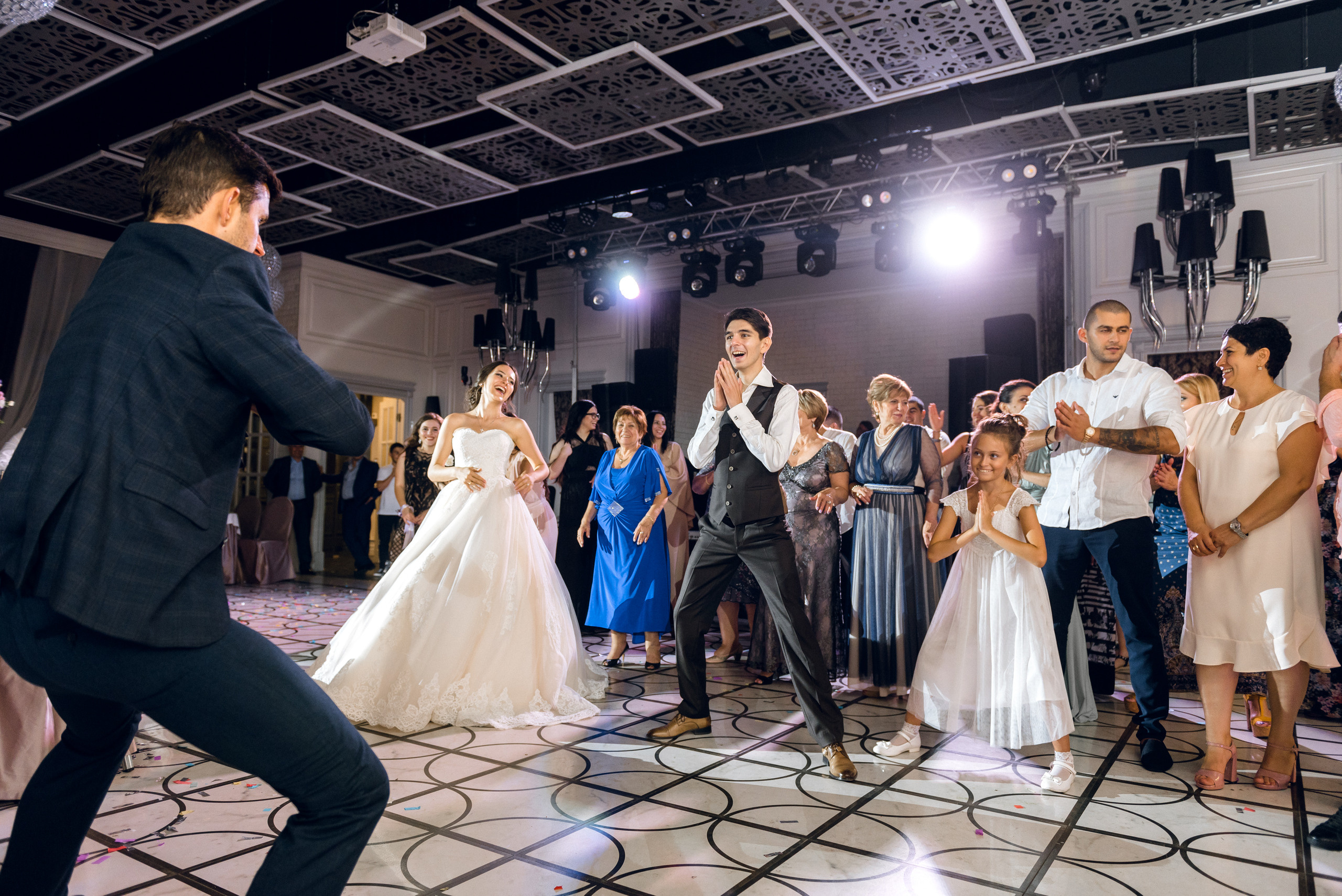 Фотограф и видеограф на свадьбу в Ростов-на-Дону