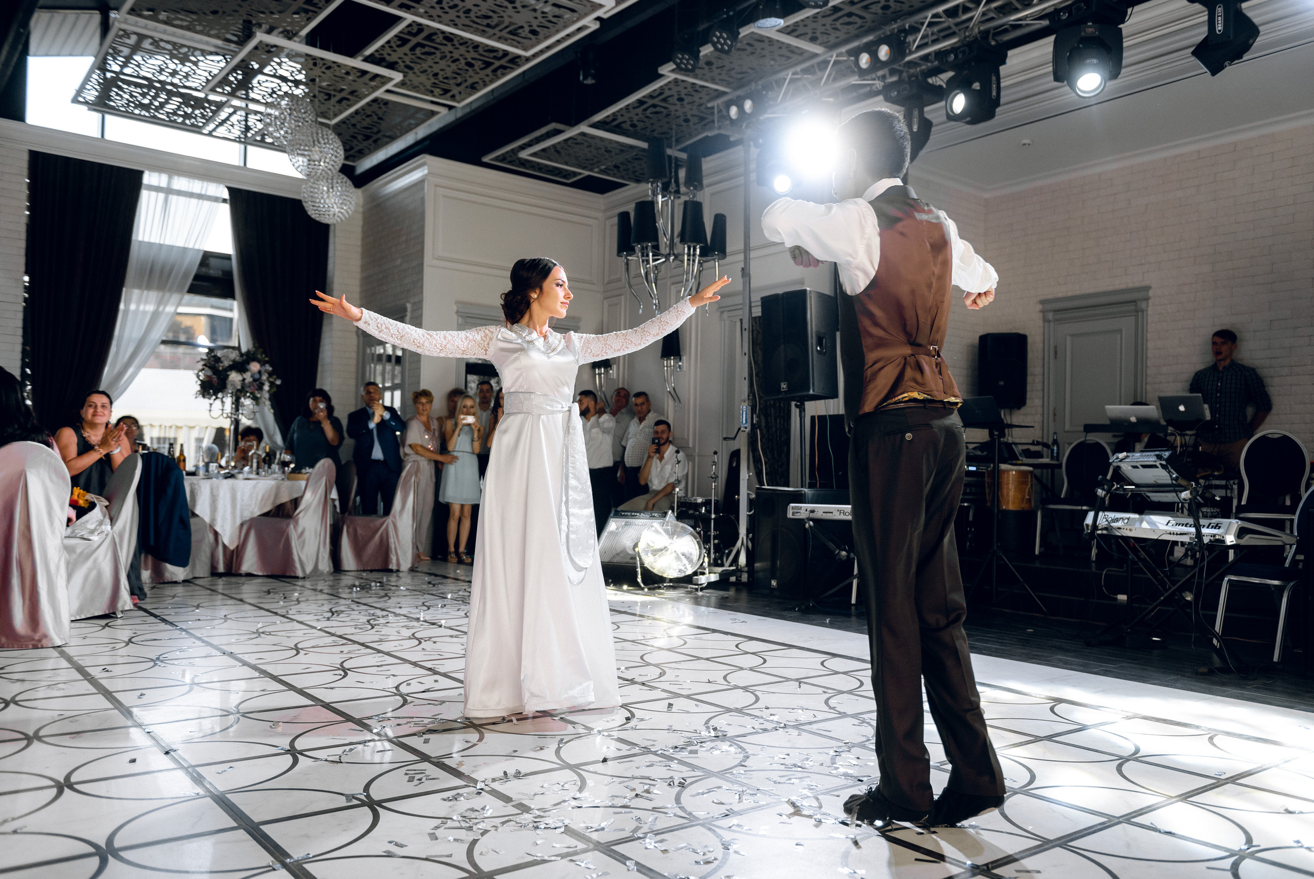 Фотограф и видеограф на свадьбу в Ростов-на-Дону