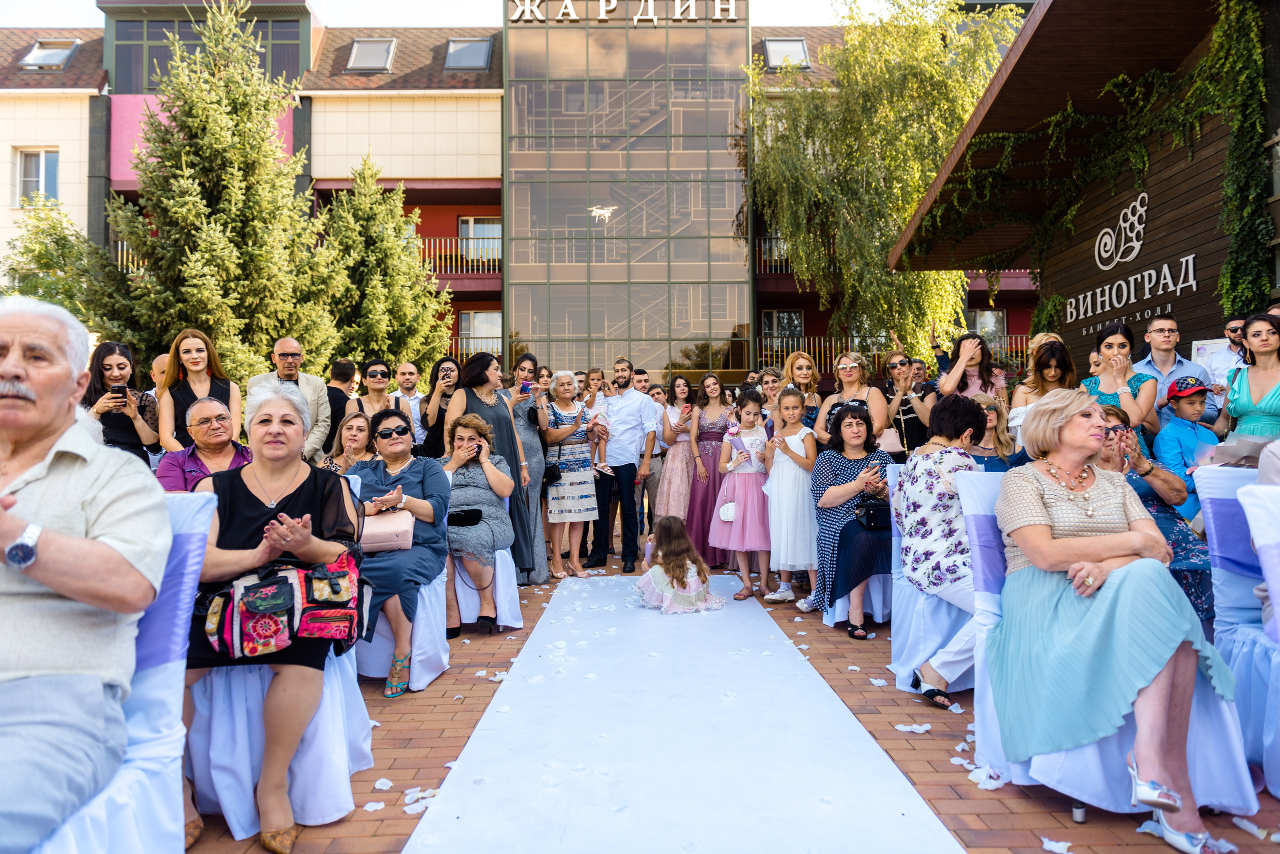 Фотограф и видеограф на свадьбу в Ростов-на-Дону