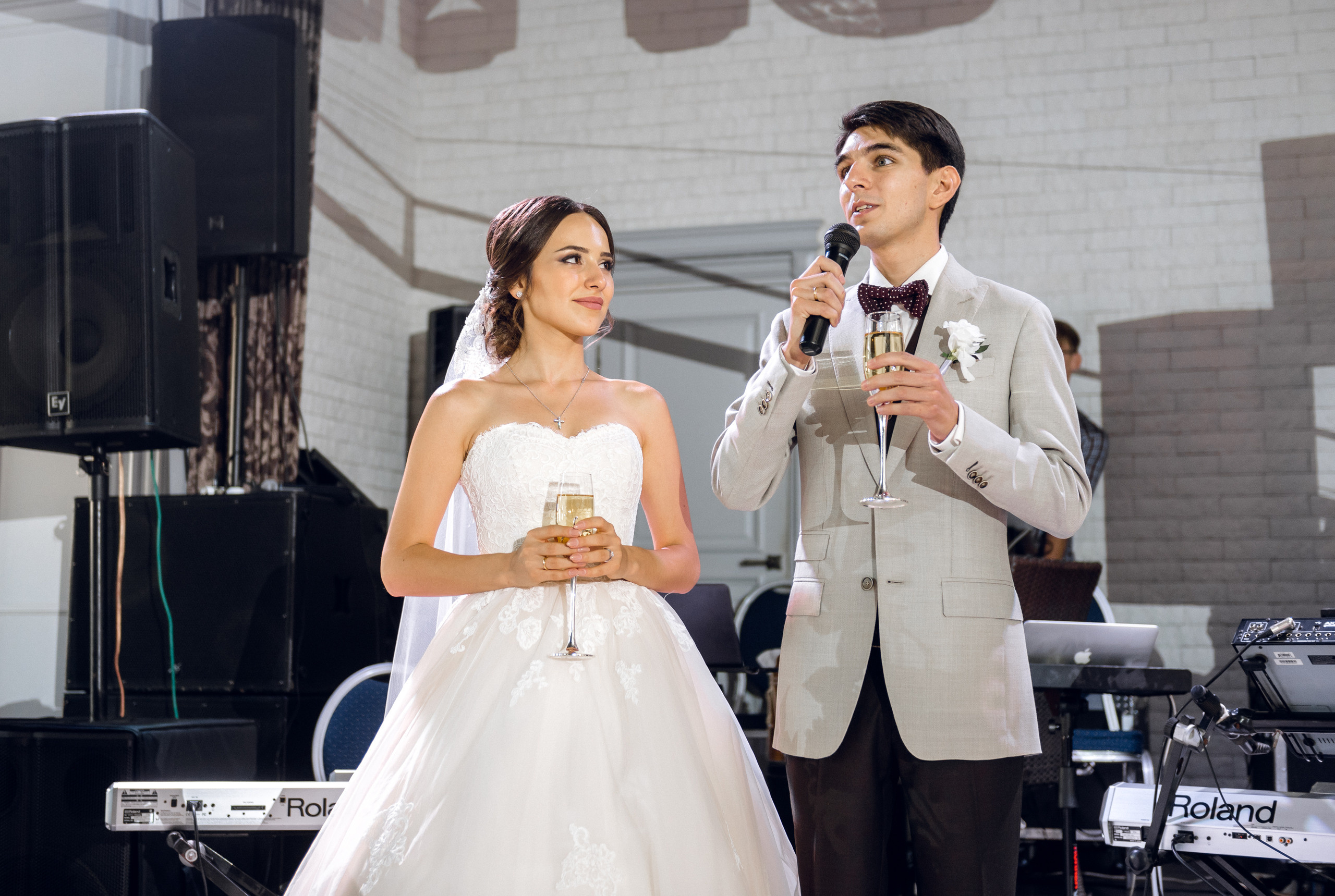 Фотограф и видеограф на свадьбу в Ростов-на-Дону