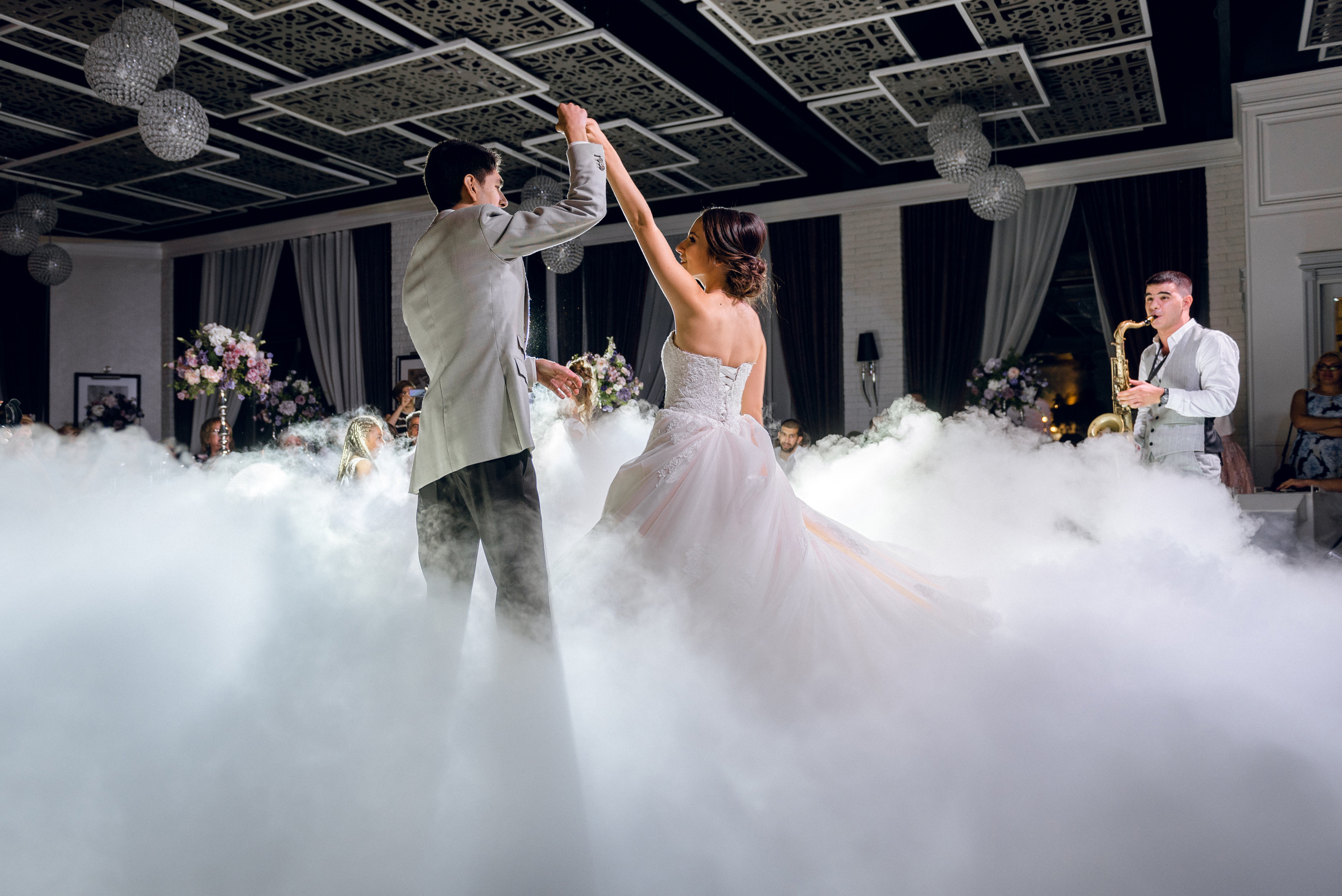 Фотограф и видеограф на свадьбу в Ростов-на-Дону