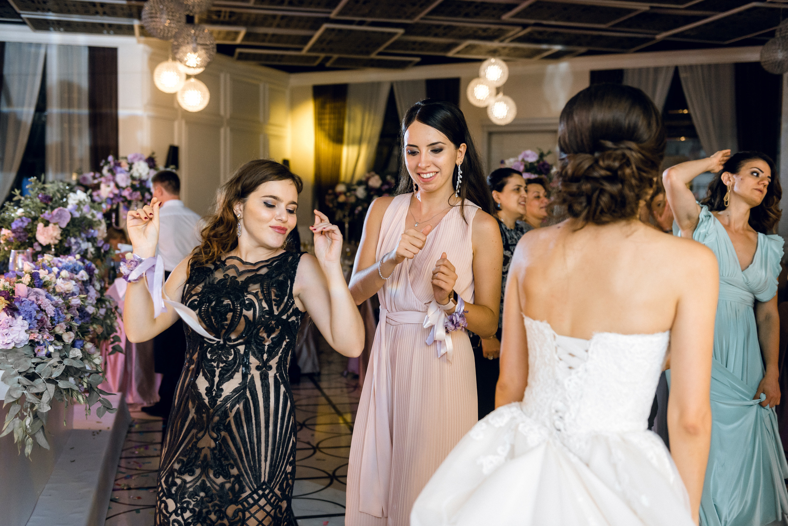 Фотограф и видеограф на свадьбу в Ростов-на-Дону