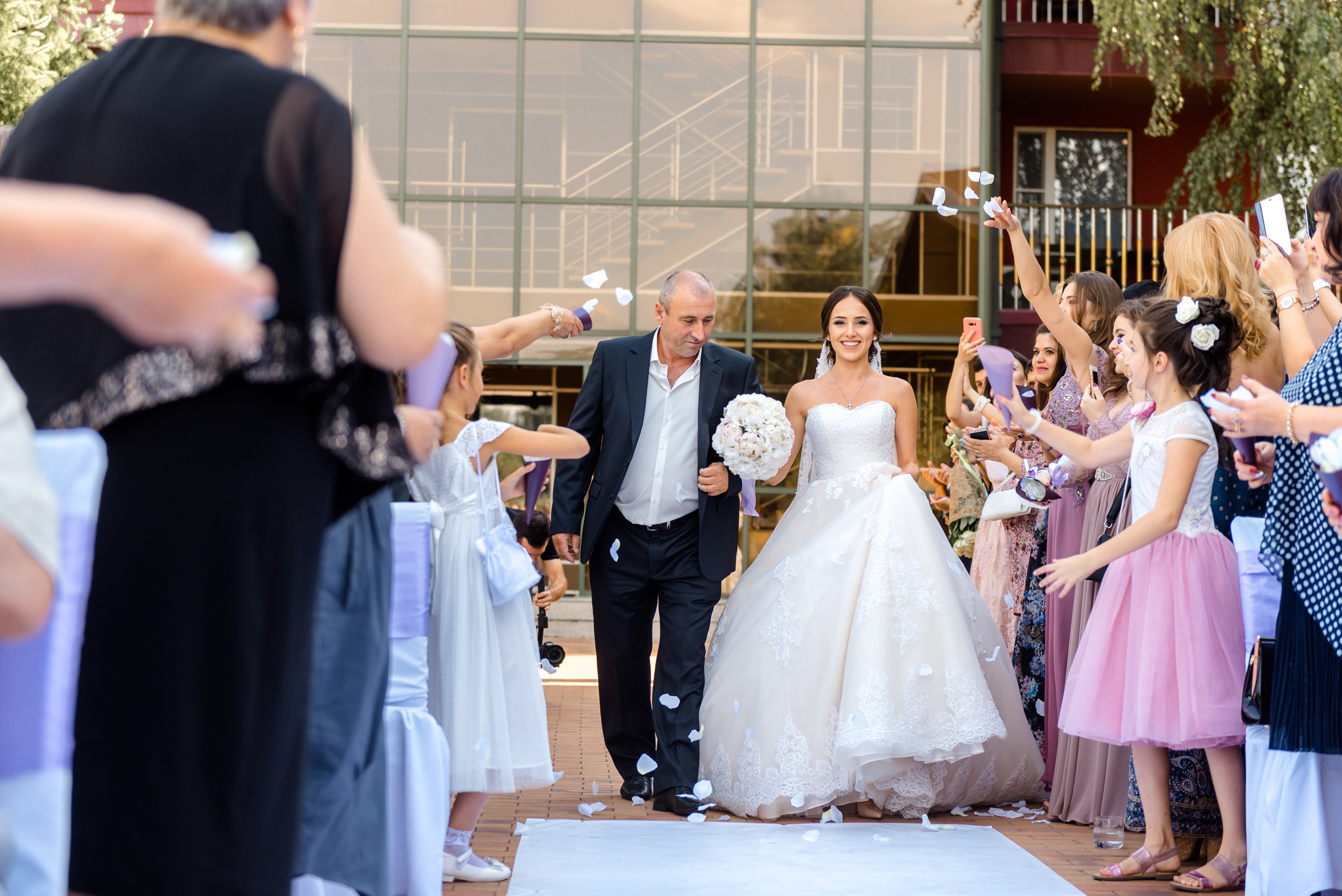 Фотограф и видеограф на свадьбу в Ростов-на-Дону