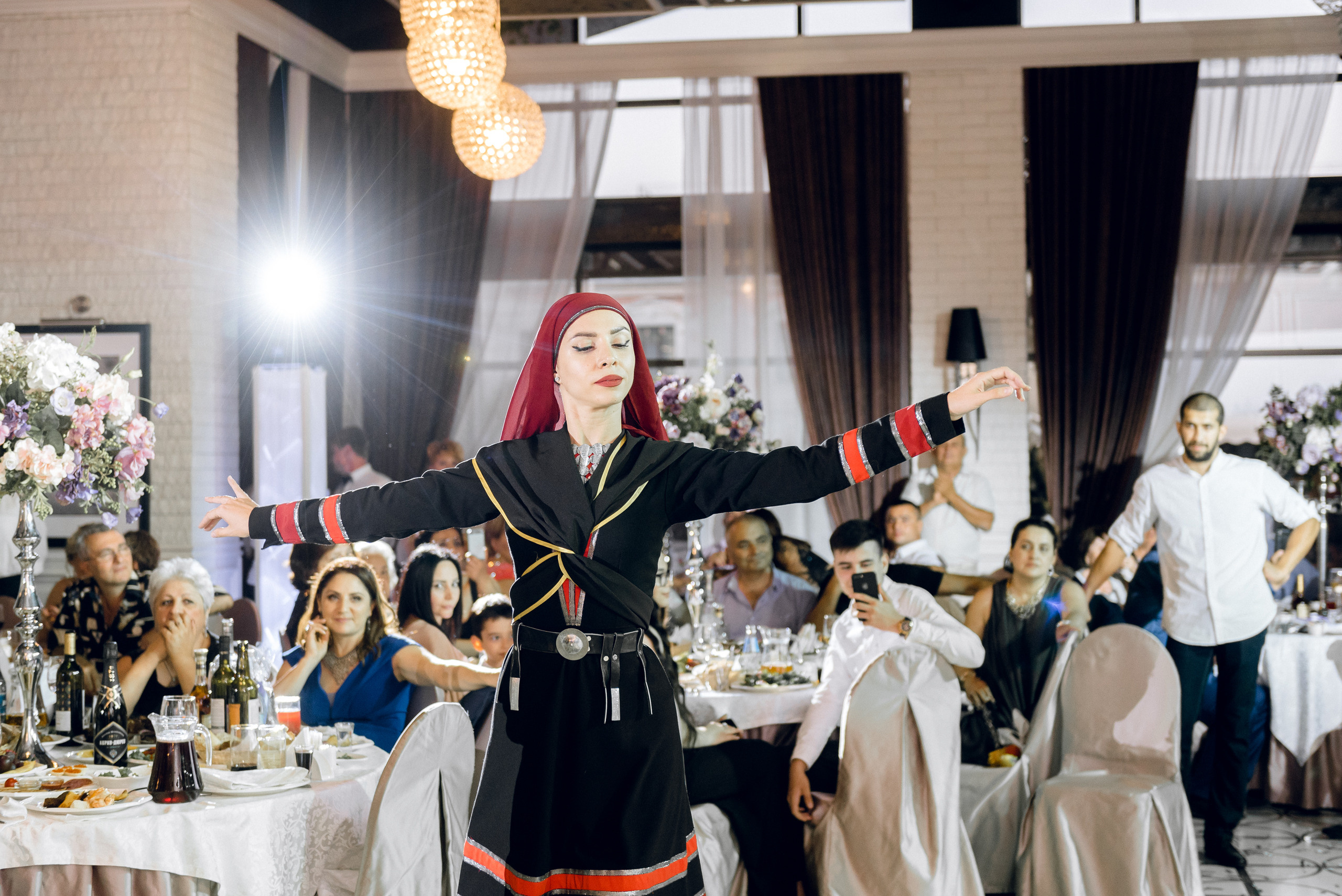 Фотограф и видеограф на свадьбу в Ростов-на-Дону