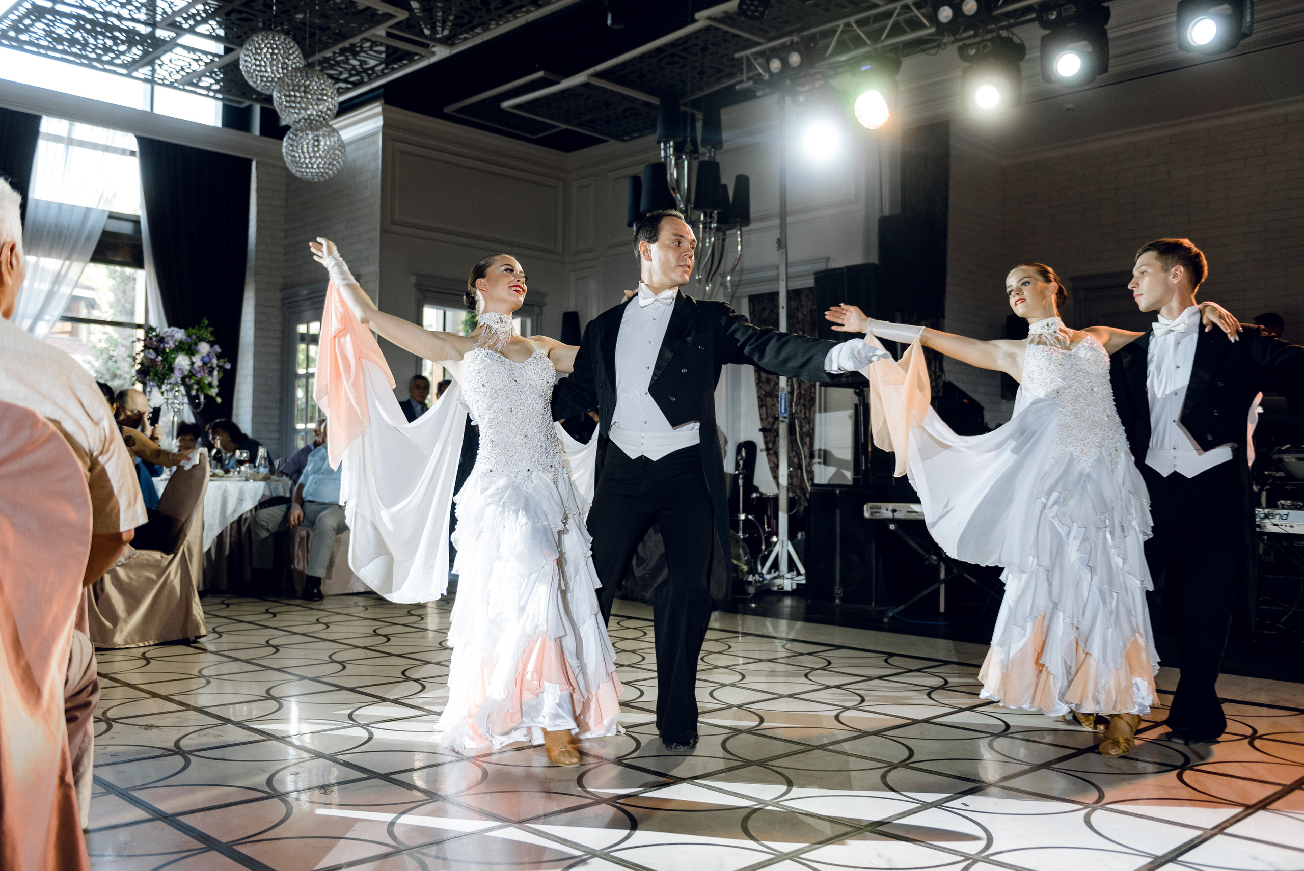 Фотограф и видеограф на свадьбу в Ростов-на-Дону