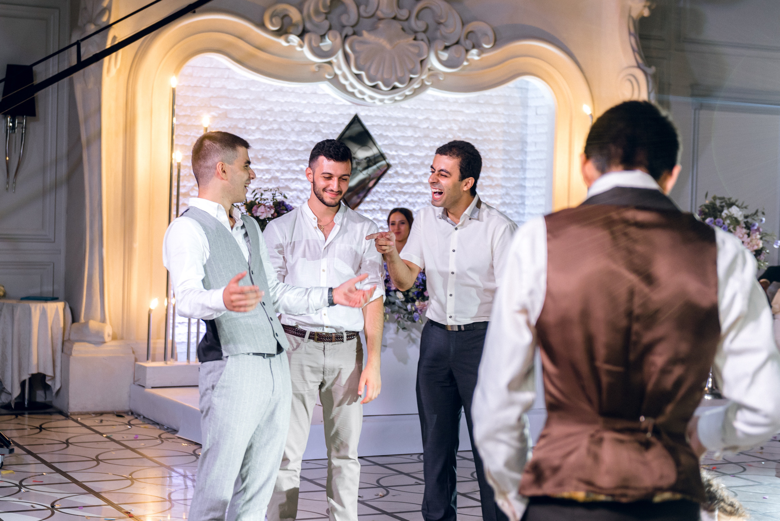 Фотограф и видеограф на свадьбу в Ростов-на-Дону