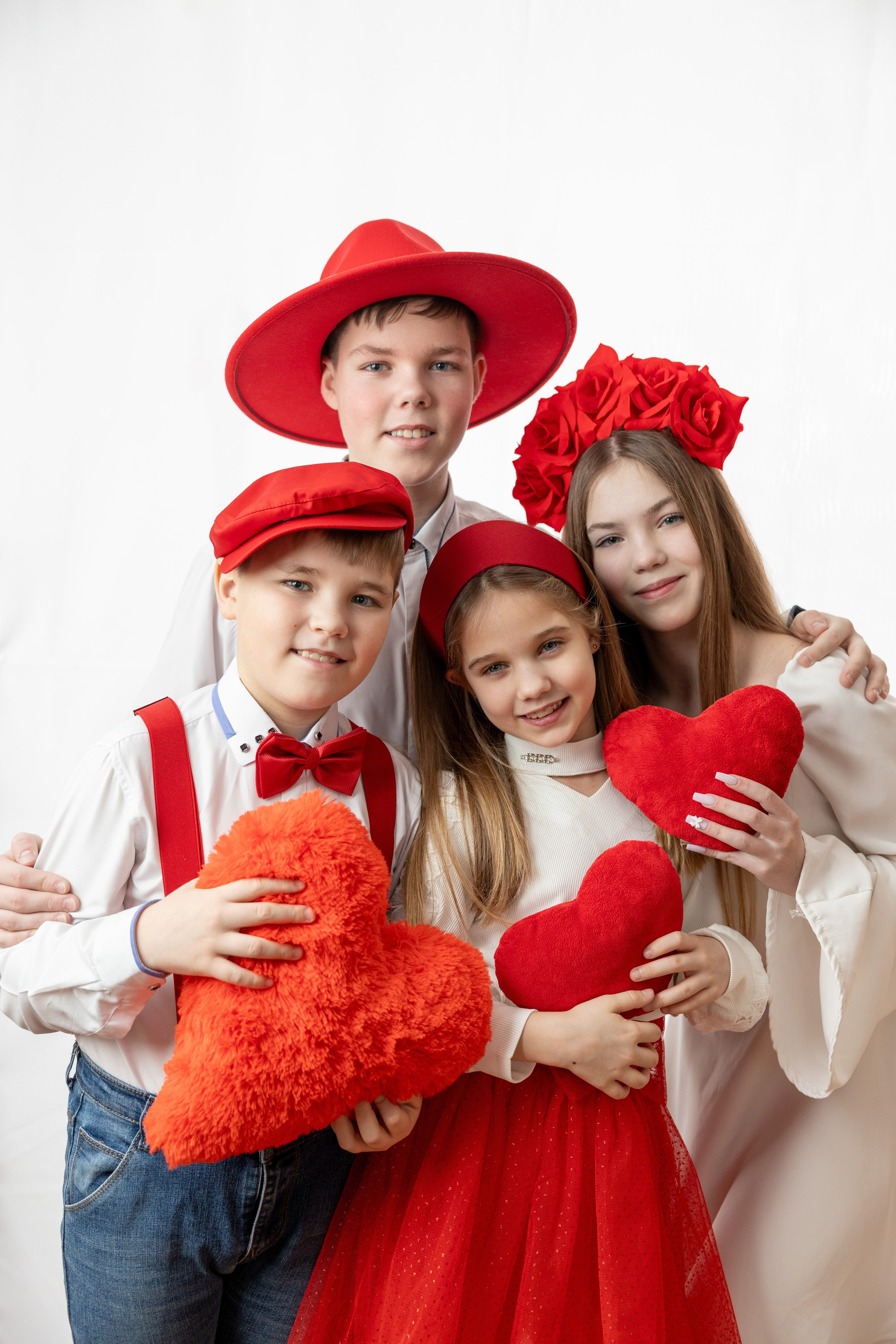 Новости. Выпускные фотоальбомы в Коломне. Валерий и Светлана Щавелевы