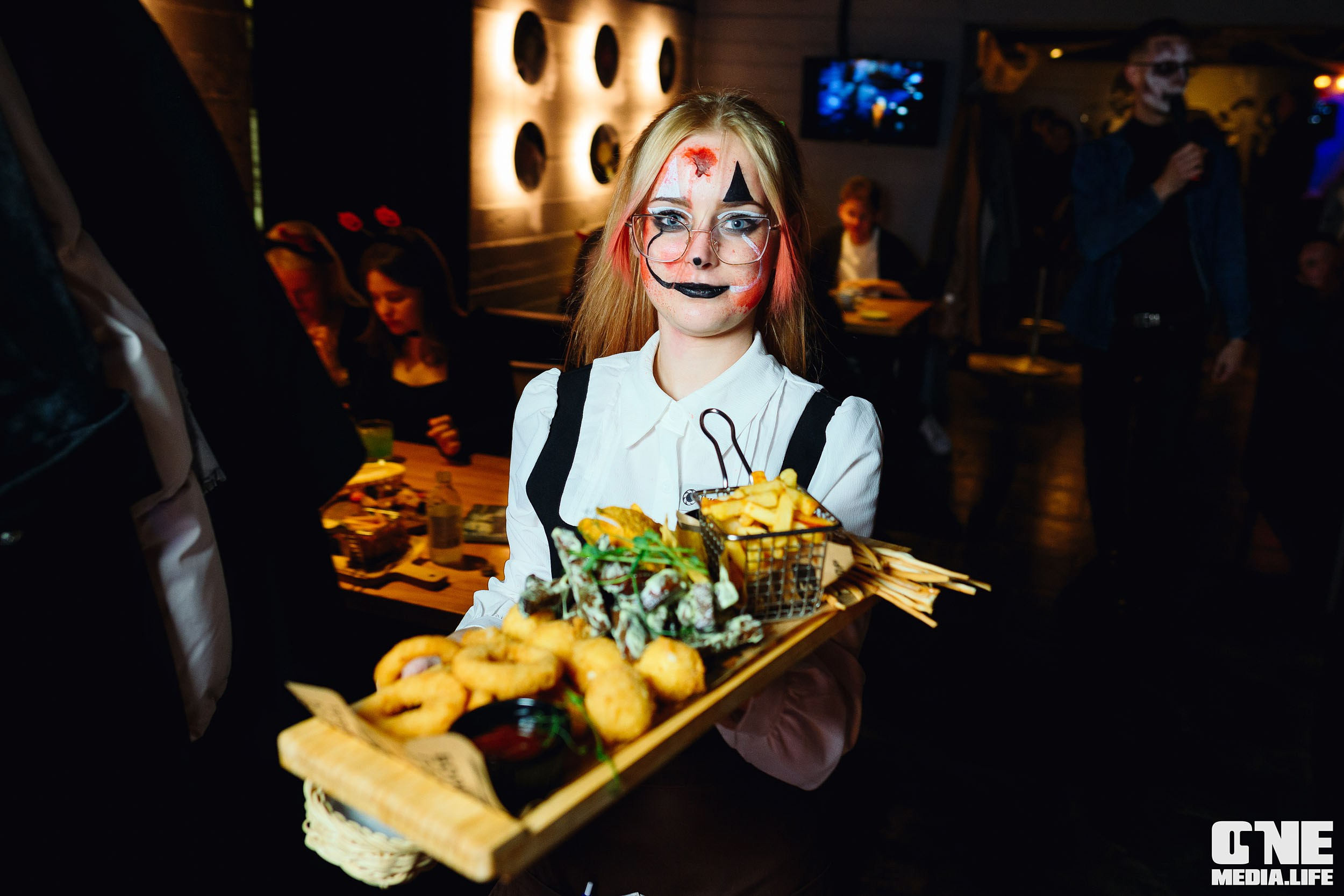 Фоторепортаж из бара Дредноут. One Media Life: фоторепортажи, фотоотчеты с мероприятий и заведений