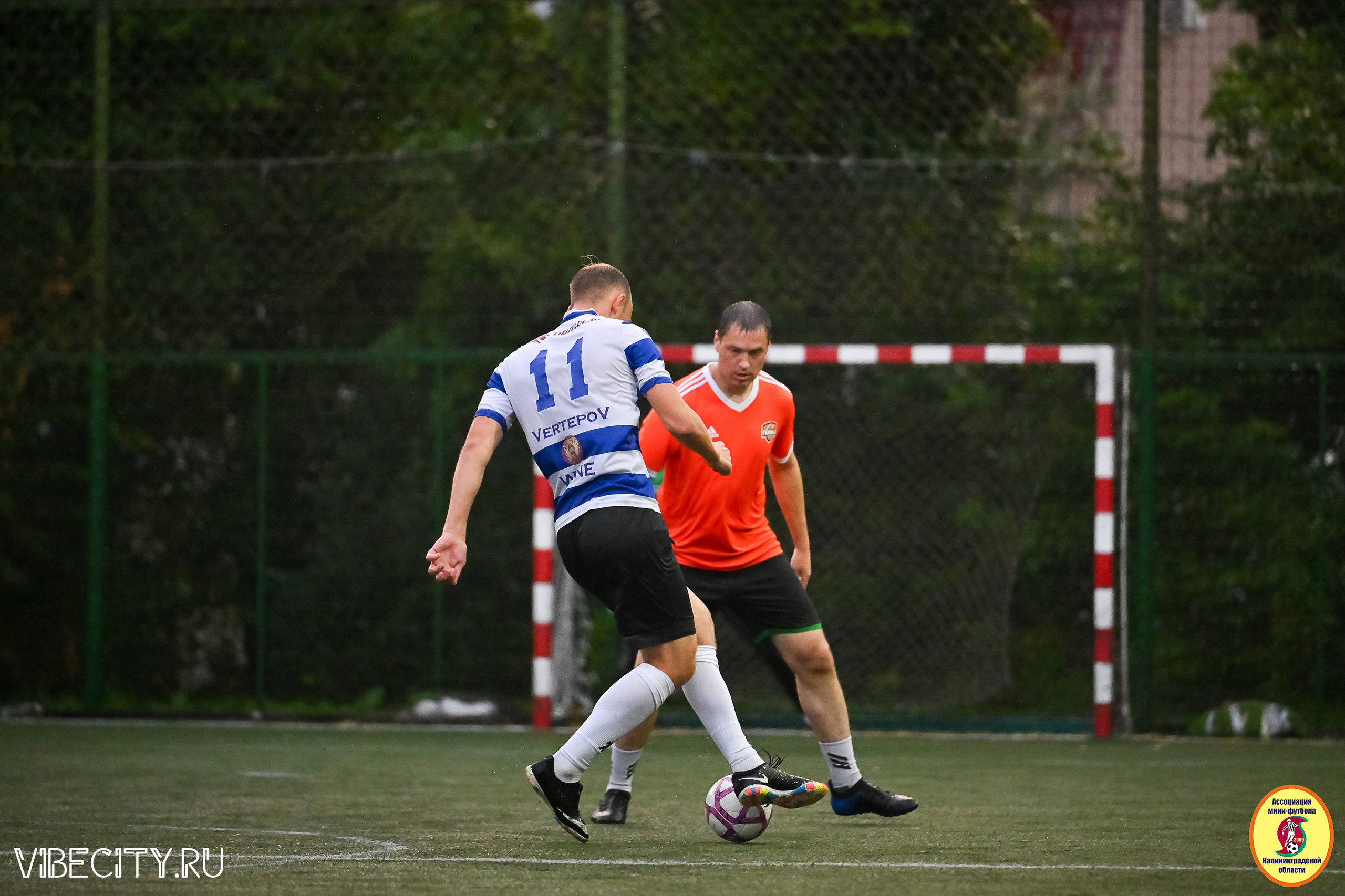 ИГРЫ МИНИ-ФУТБОЛЬНОЙ И КОРПОРАТИВНОЙ ЛИГИ. VIBECITY.RU Вайб Сити Ру Фоторепортажи Фотоотчеты Калининград