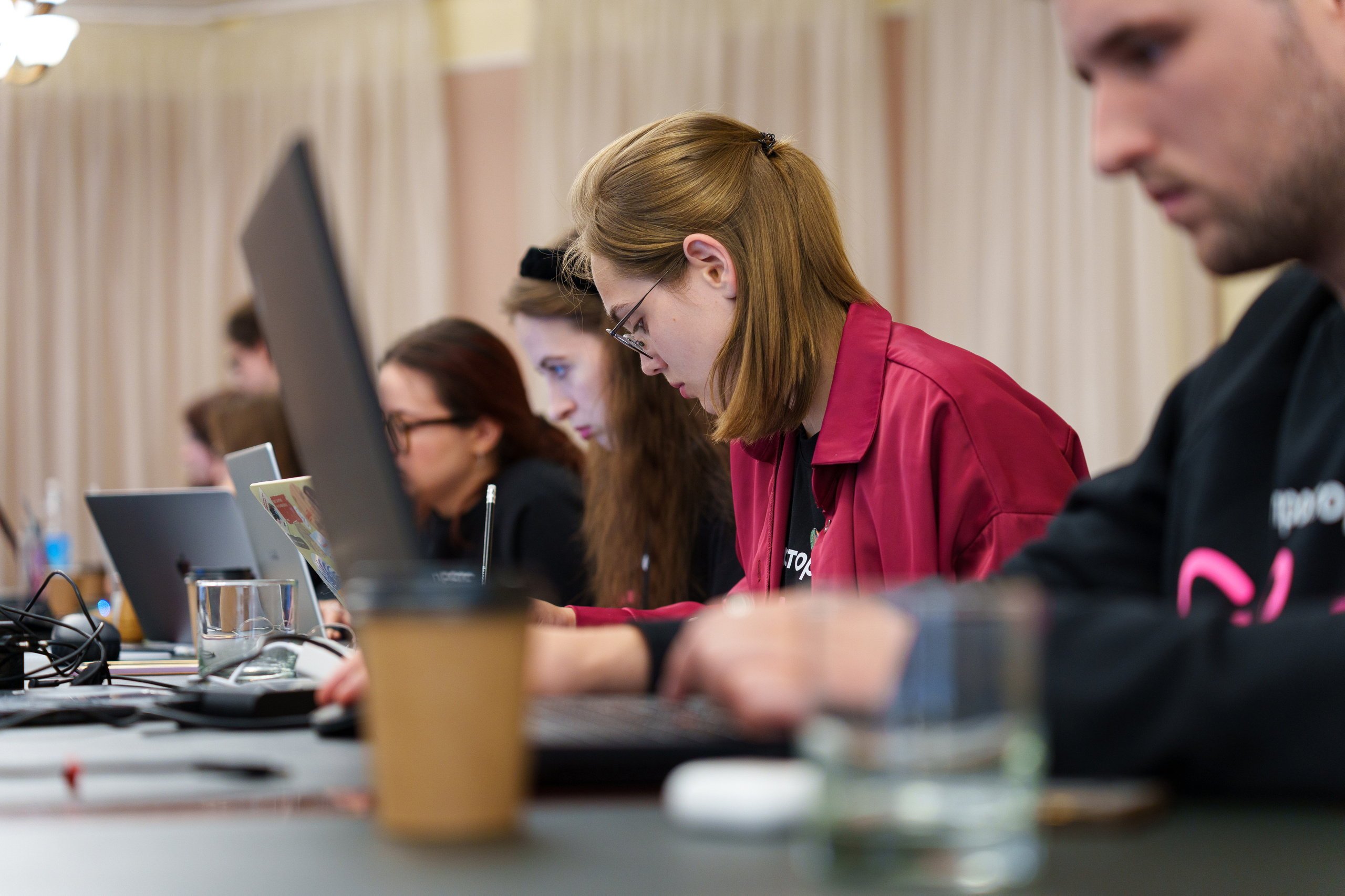 Стоимость репортажной съемки на Камчатке. Фотограф Ди Садчиков