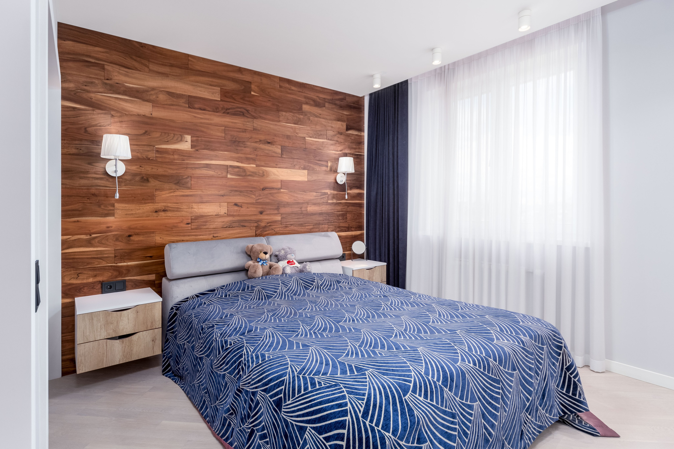 Интерьер спальни в двухкомнатной квартире в Минске