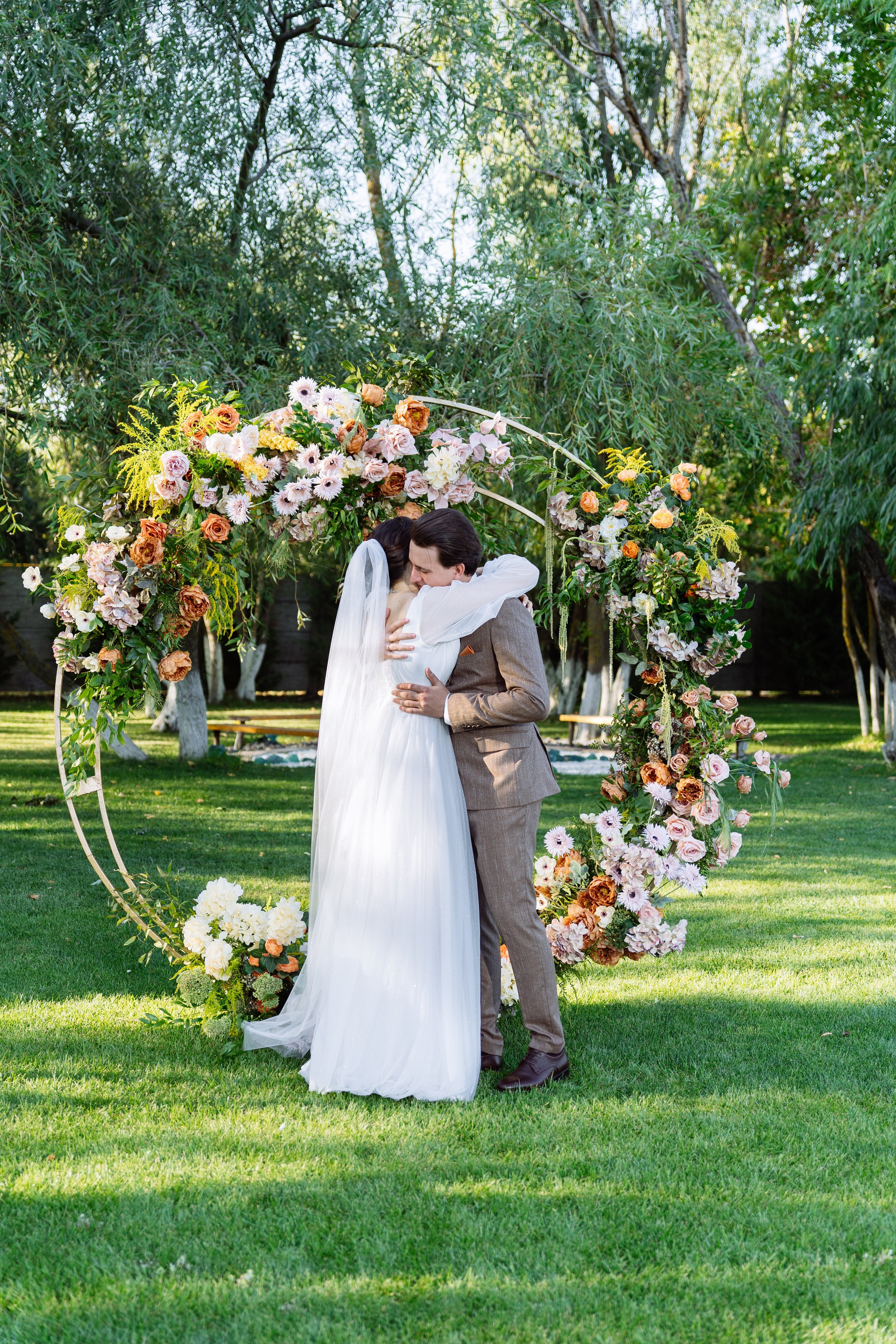 Свадьба Олега и Виктории в клубе «Ближняя дача»