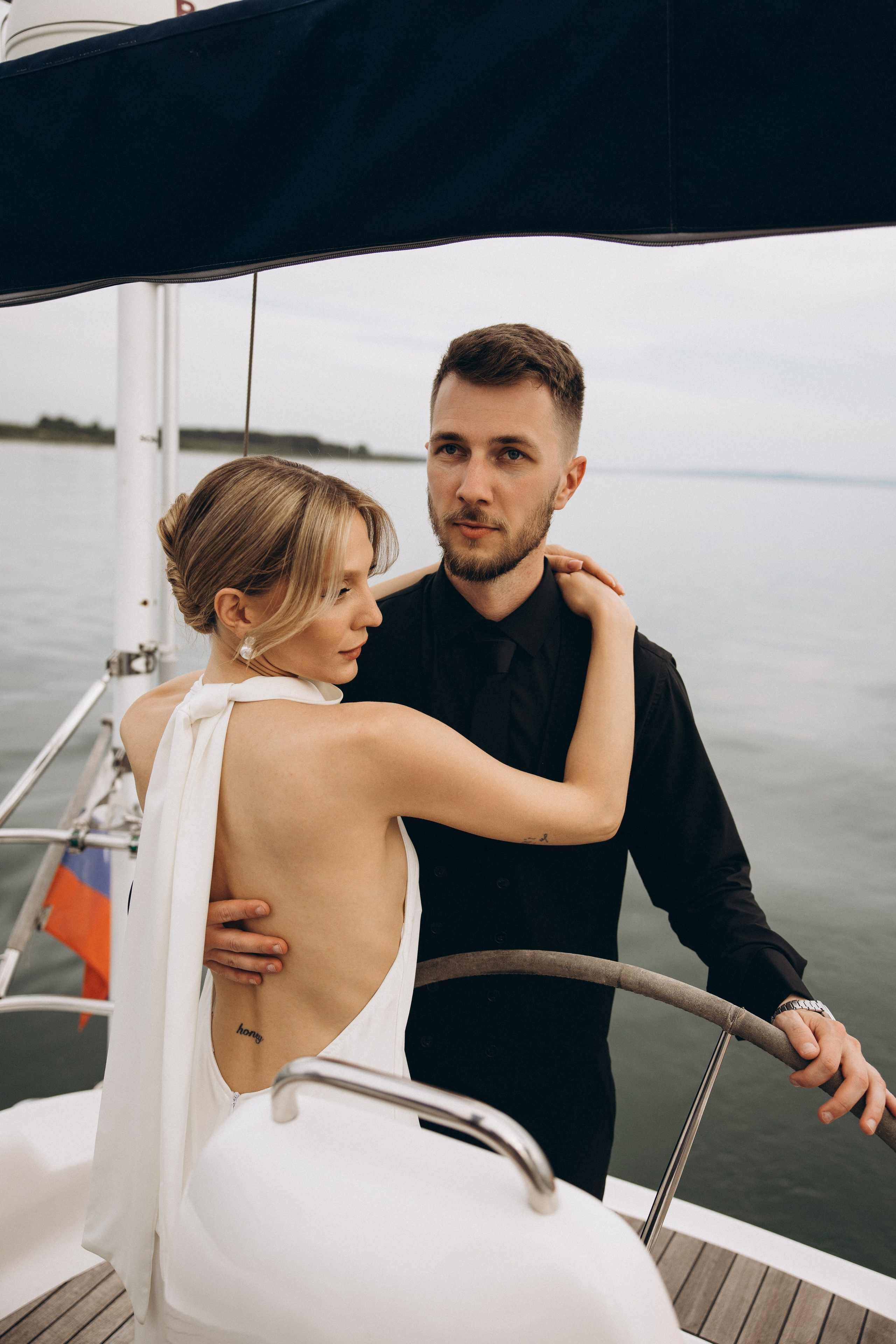 Петр и Анастасия (На яхте). Свадебный, семейный фотограф в Иркутске Светлана Макаричева