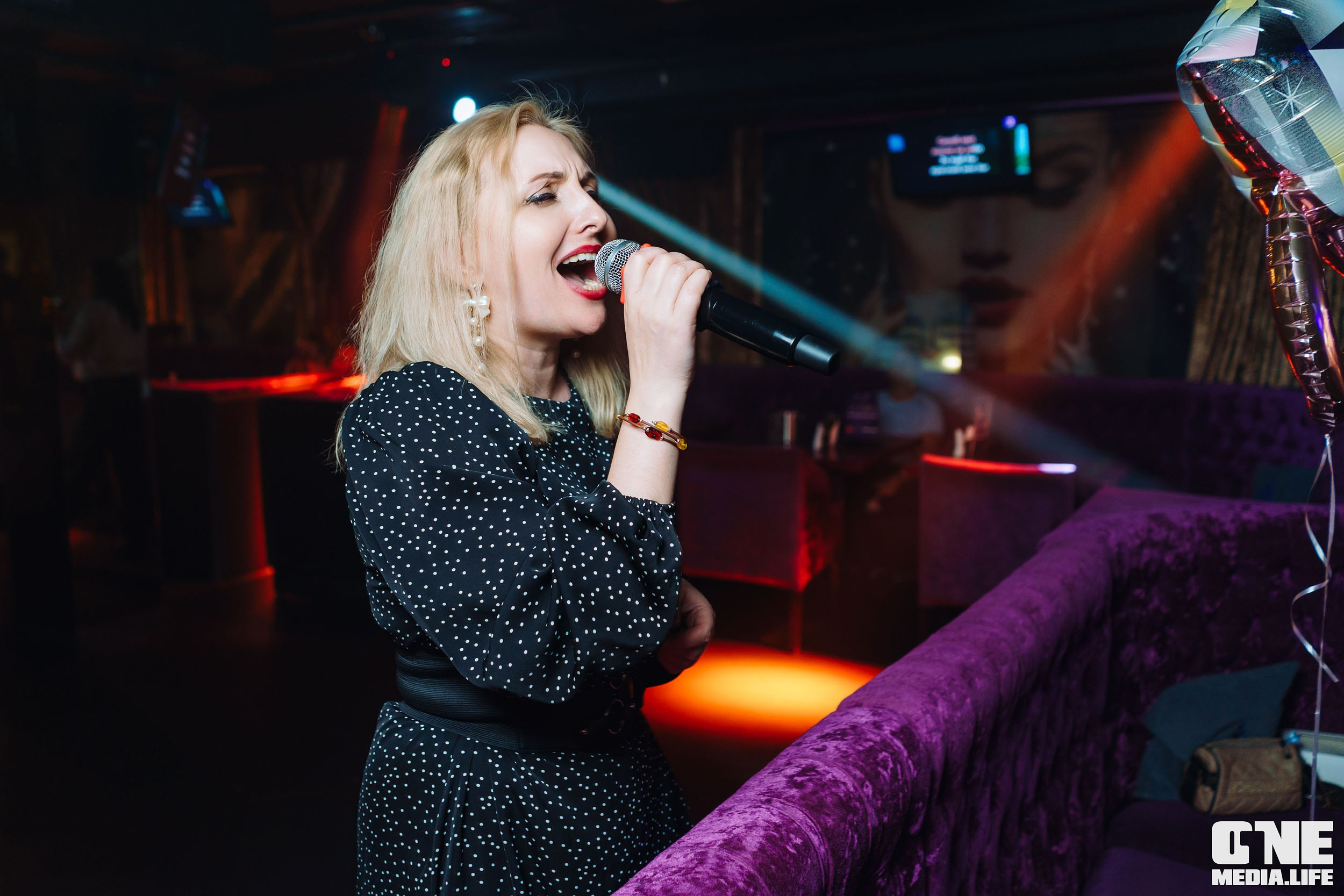 Фоторепортаж из караоке-клуба Эйфория. One Media Life: фоторепортажи, фотоотчеты с мероприятий и заведений