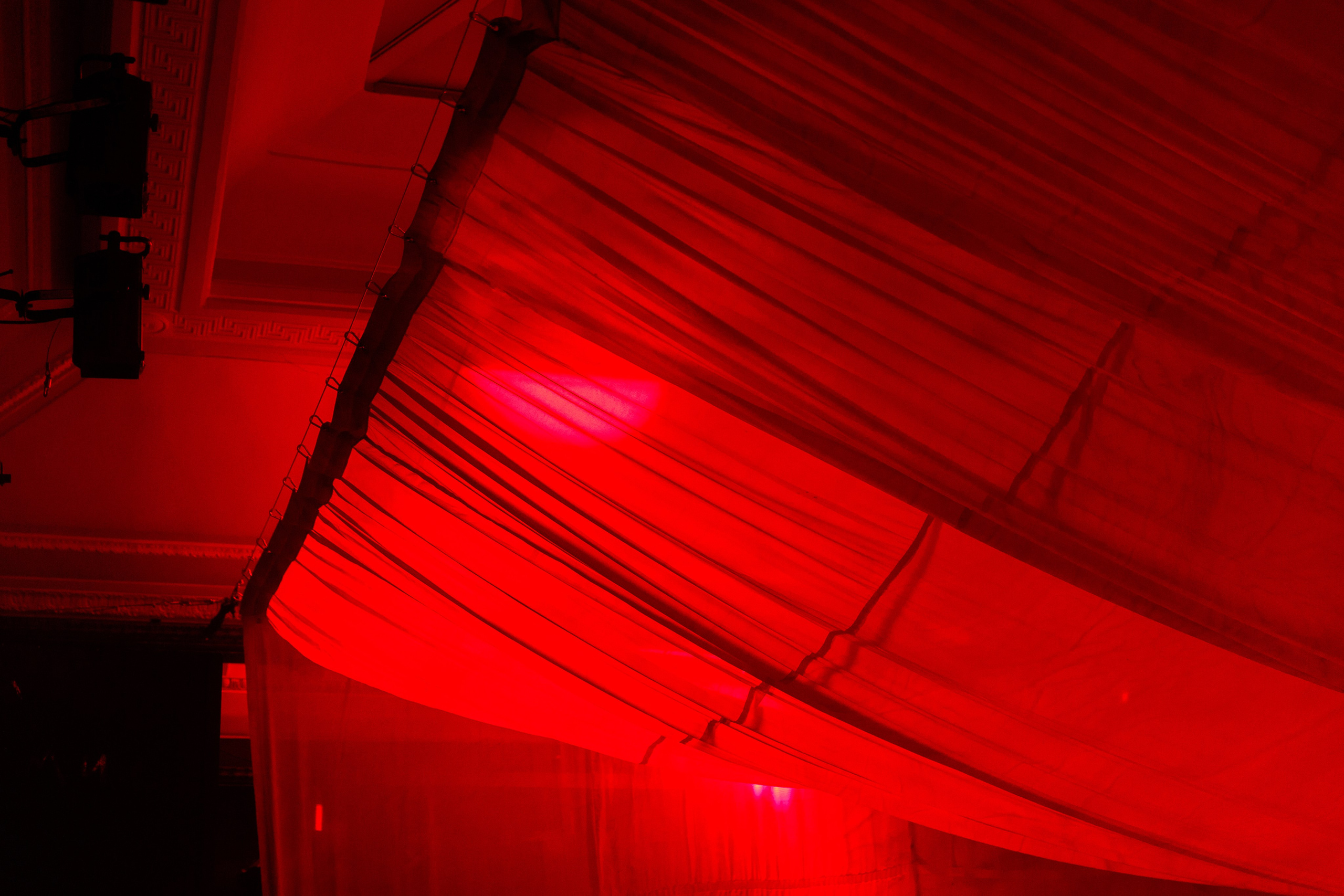 Декорации для спектакля «Алые паруса» | Театр БТК. История занавеса. Превращаем идею в технологию