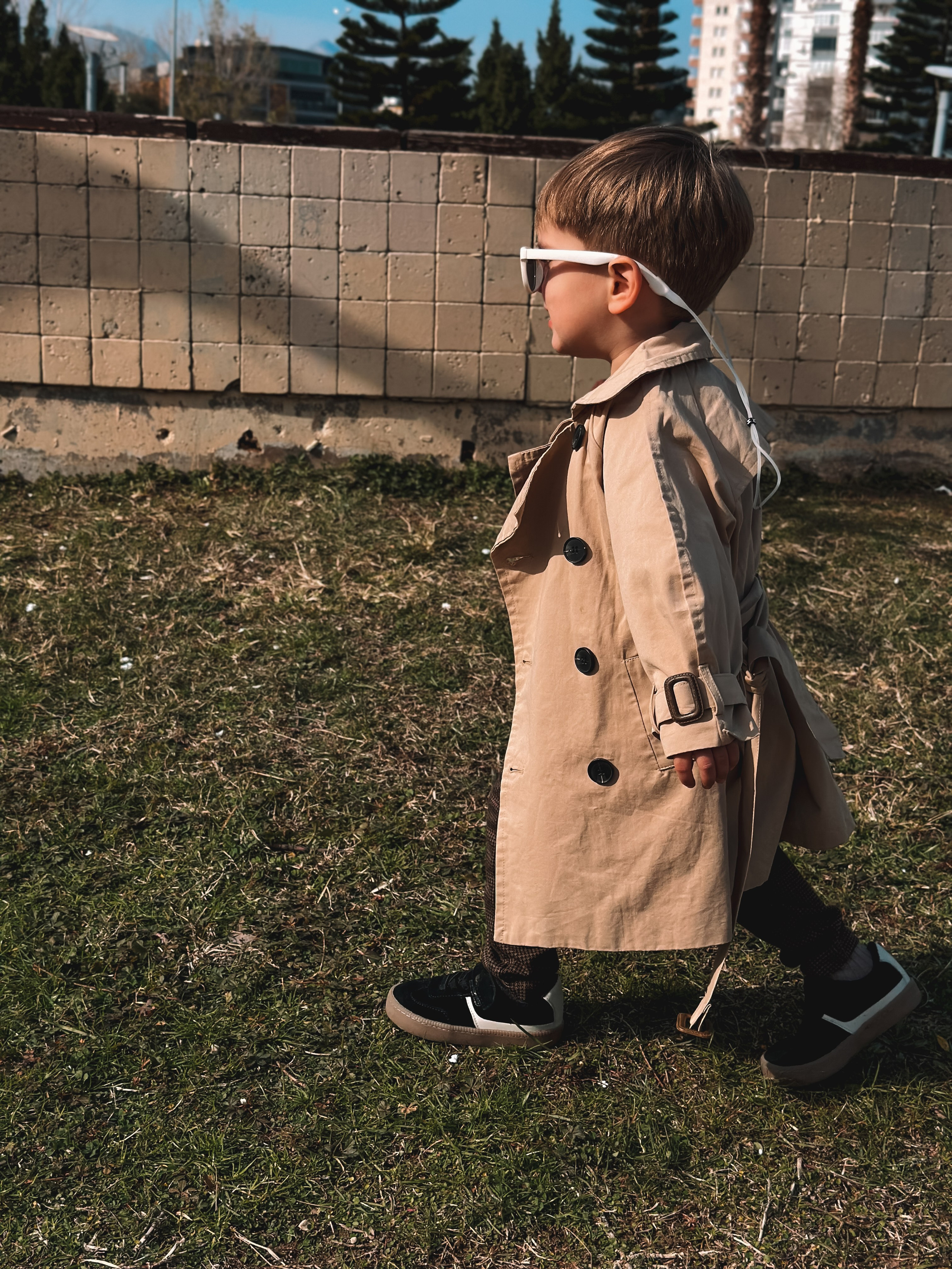 Модель для предметной съемки мальчик Радэль Казань| Sale Easy