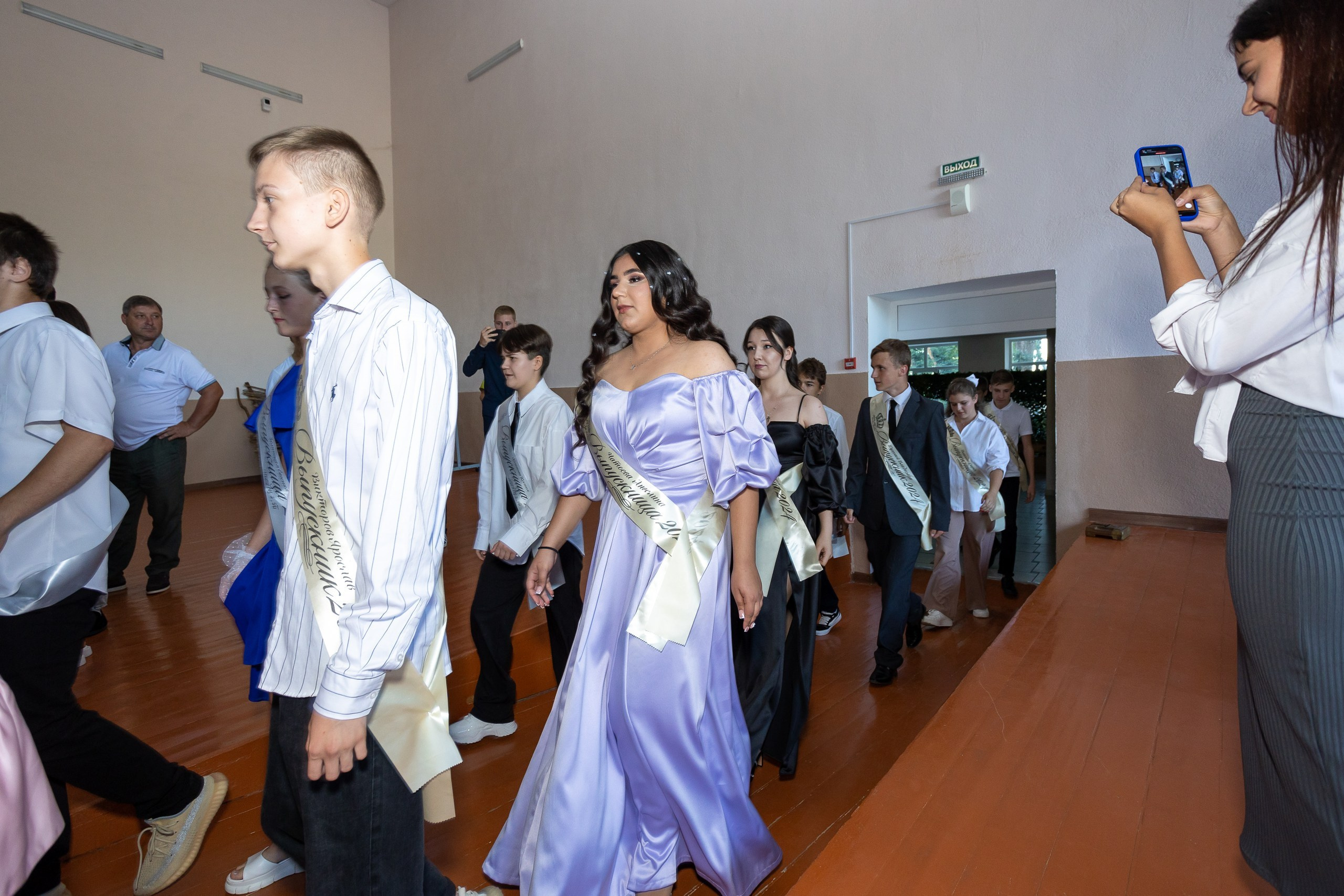 Вручение аттестата 2024 г. Выпускные альбомы Майкоп, Краснодар Елена Золотарева