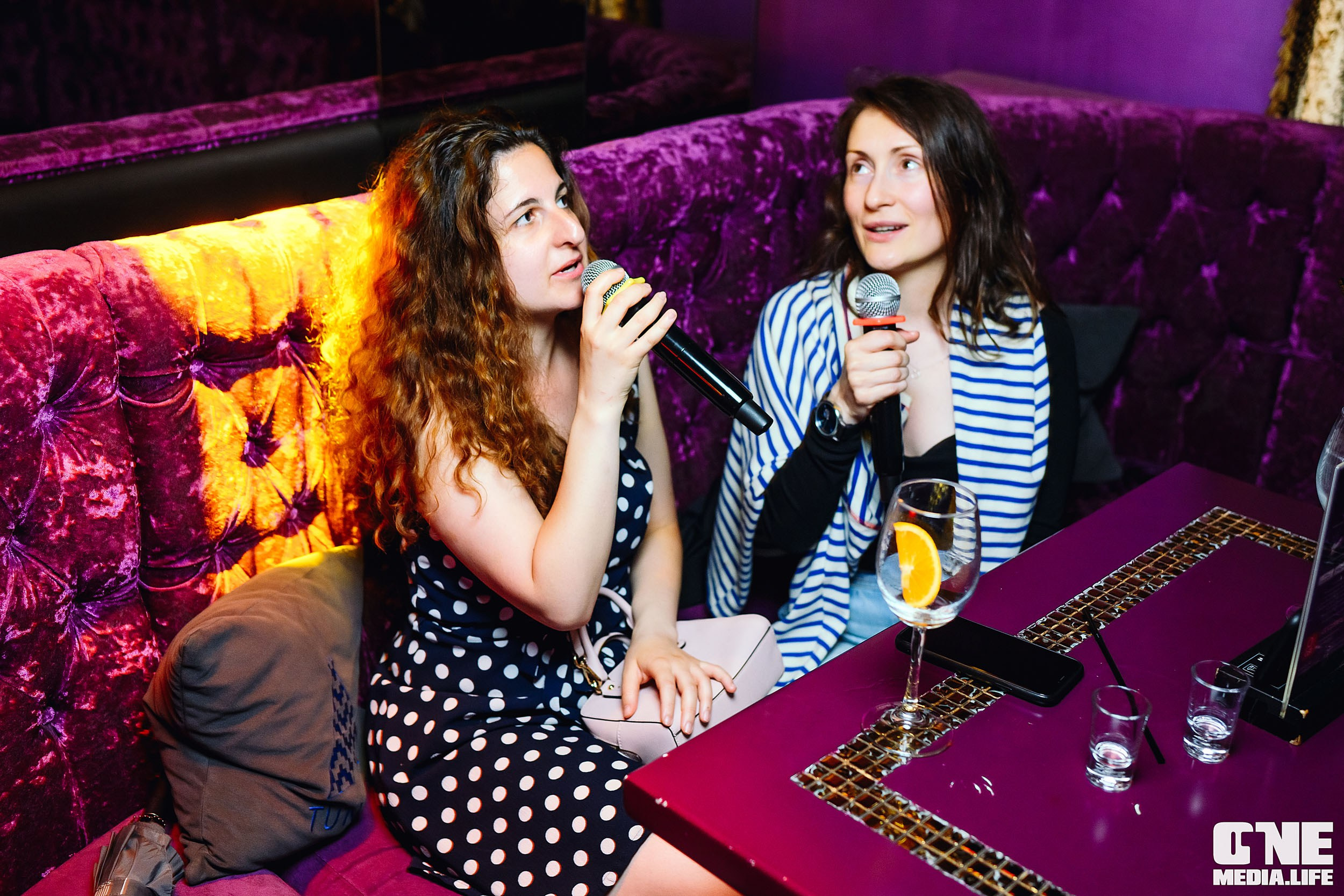 Фоторепортаж из караоке-клуба Эйфория. One Media Life: фоторепортажи, фотоотчеты с мероприятий и заведений