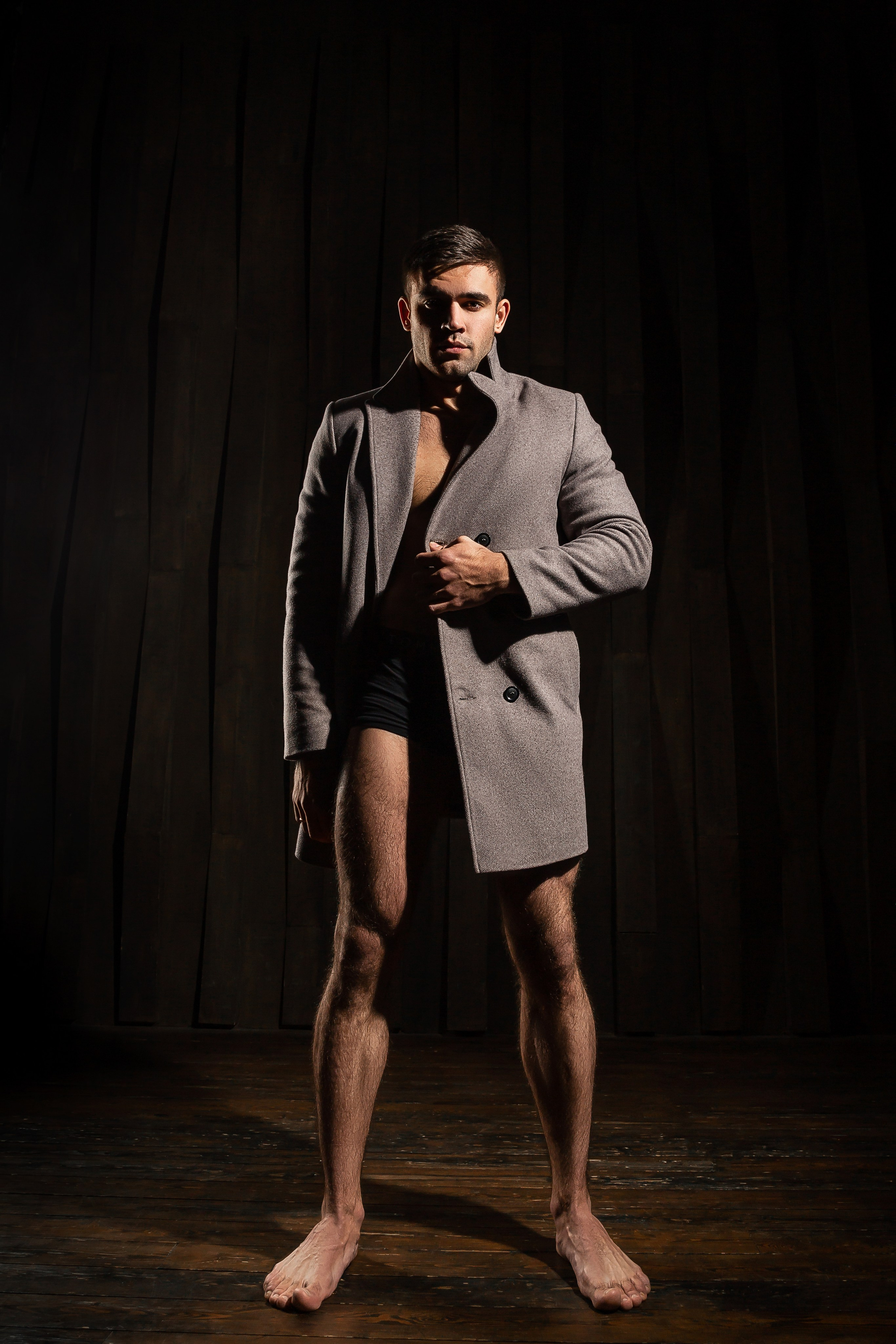 В верхней одежде. Портретный и репортажный фотограф. Эмоциональные и откровенные портрет