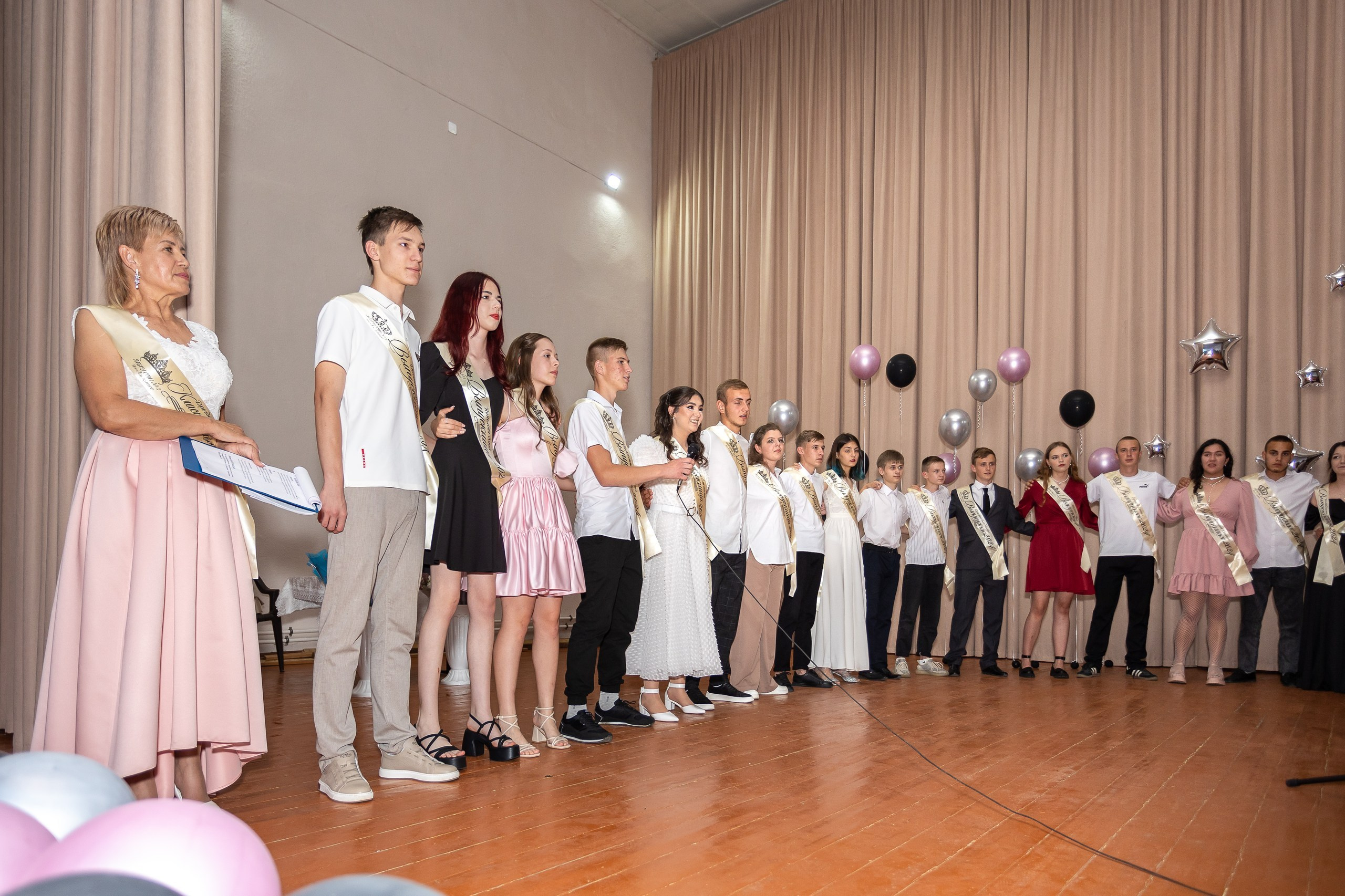 Вручение аттестата 2024 г. Выпускные альбомы Майкоп, Краснодар Елена Золотарева