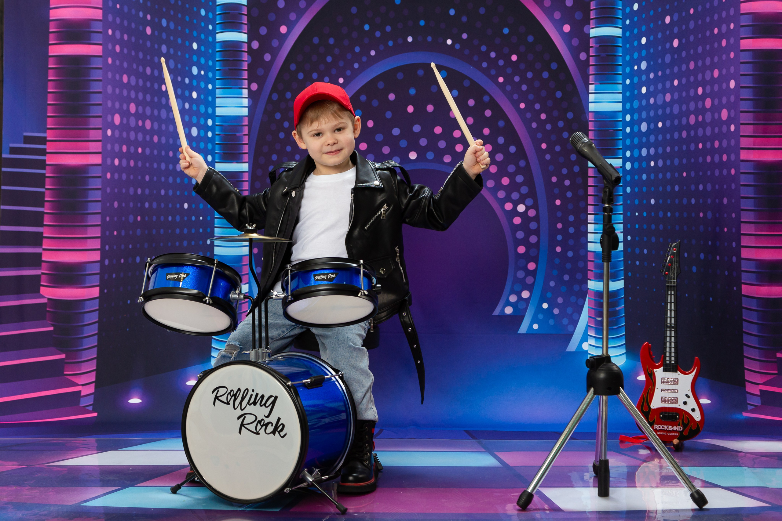 Фотопроект «Rock Star» для детских садов и начальной школы. Фотограф Наталья Наконечная. Фотостудия «Ай-Би-эН»