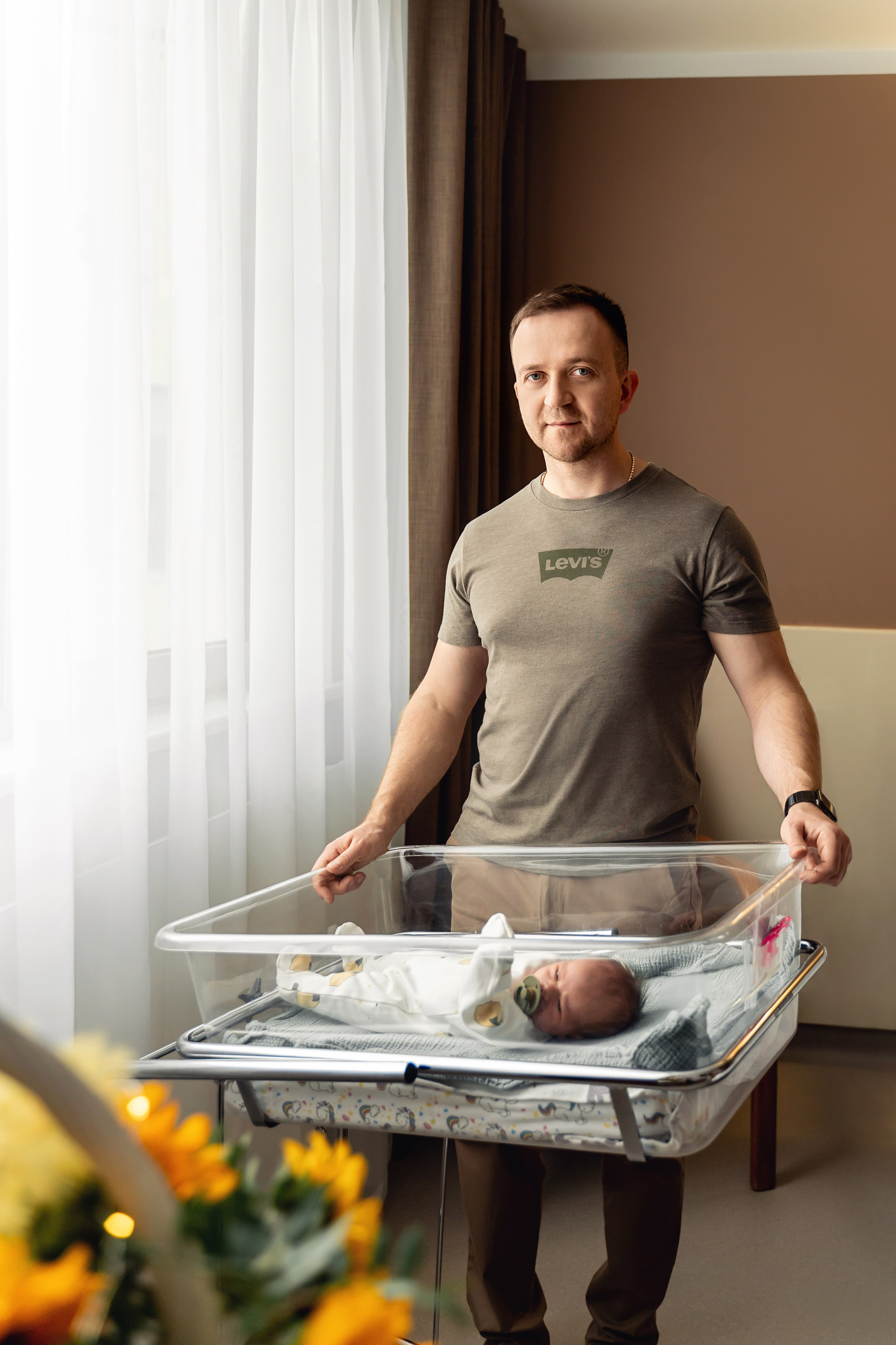 Выписка из роддома Лапино. Фотограф на выписку из роддома Москва. Фотограф \ Видеограф на Крещение, Венчание Москва| Семейные съемки