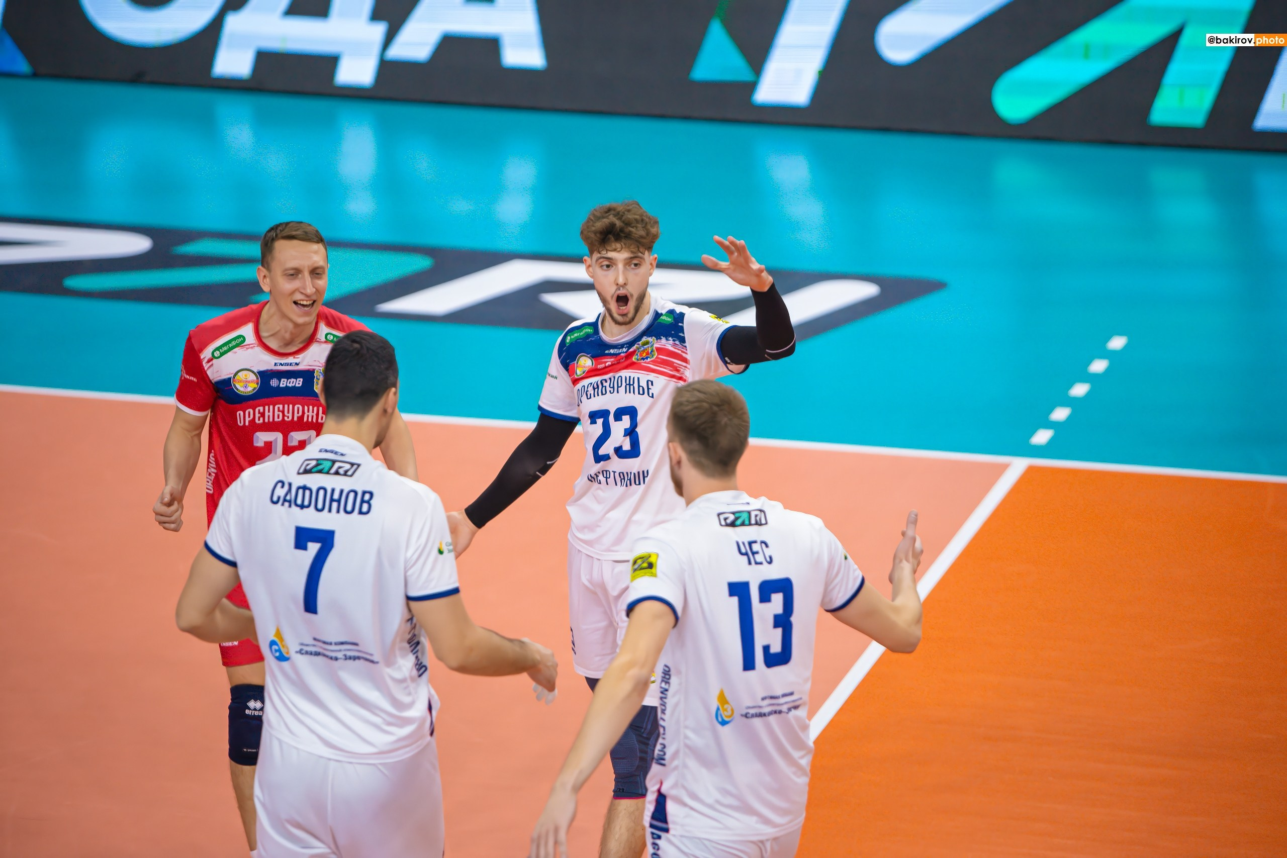 06.11 Волейбол. Нефтяник-Кузбасс. Команда специалистов в мире фотографии и видео. Детский фотограф, семейный фотограф