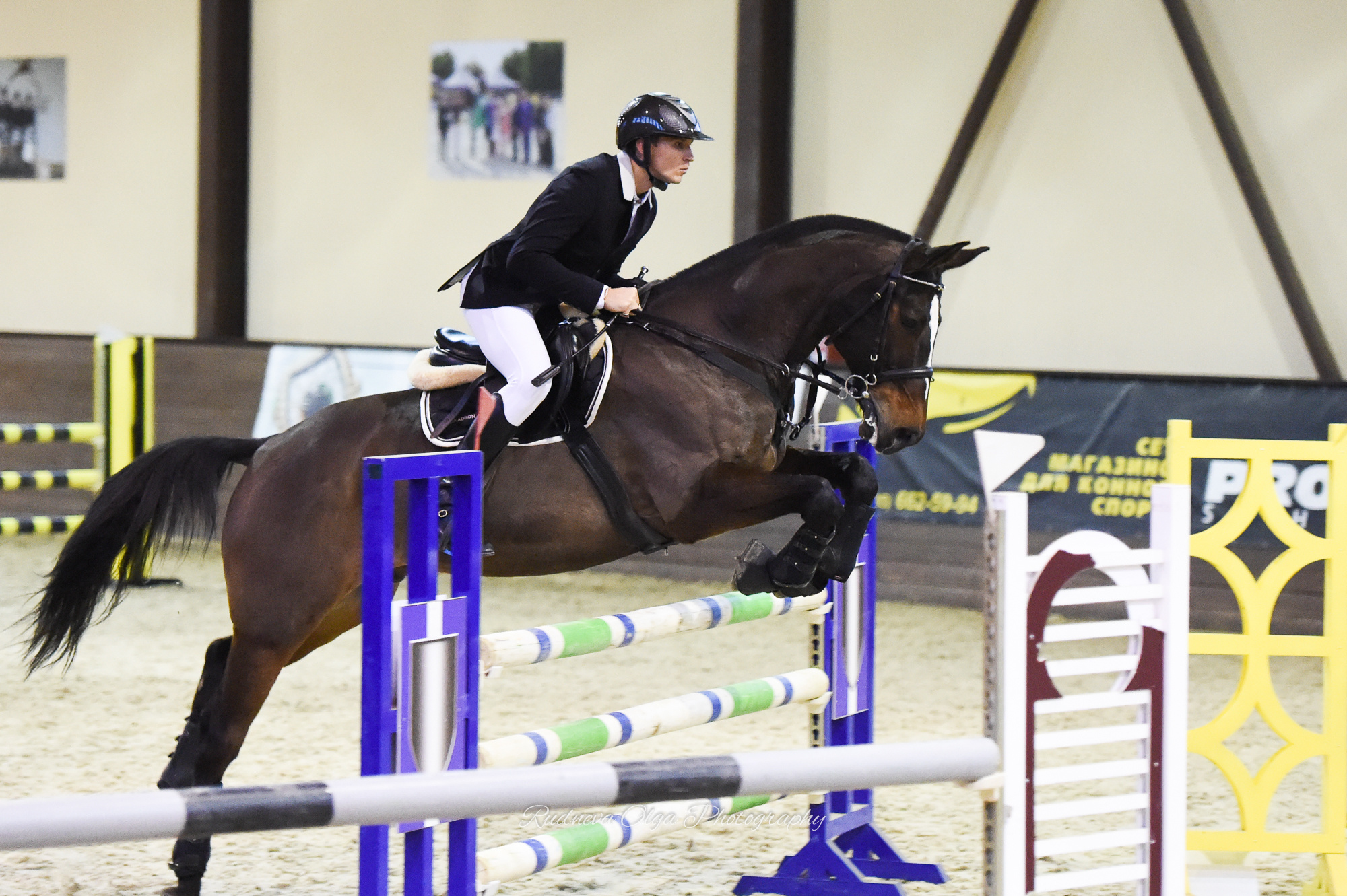 2019-12-21 Новогодние соревнования на призы КСК «Отрада» по конкуру. ТУРНИРНАЯ КОННАЯ ФОТОГРАФИЯ, Руднева Ольга и Евгений Адеев