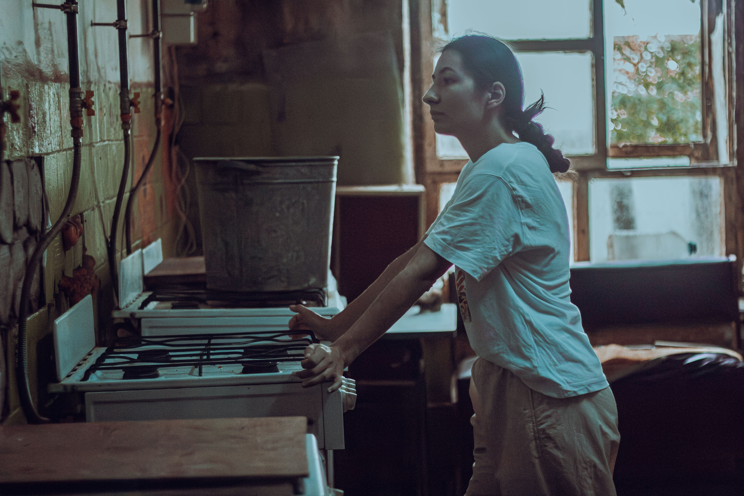 Общага в России. Фотограф Москва, портрет, стрит, репортаж. Художественная фотосессия